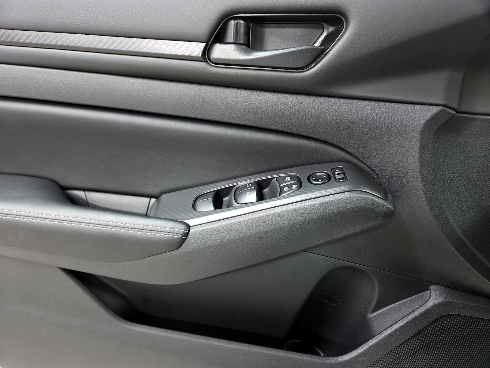 2026 Nissan Altima SV - Photo 13