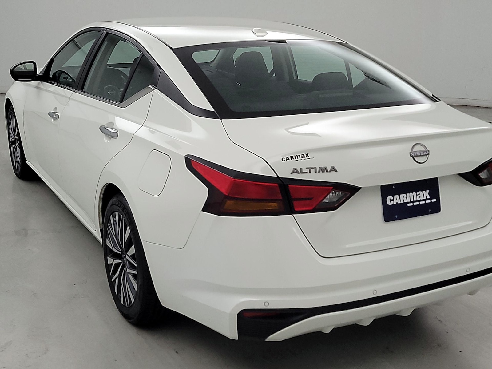 2025 Nissan Altima SV - Photo 8