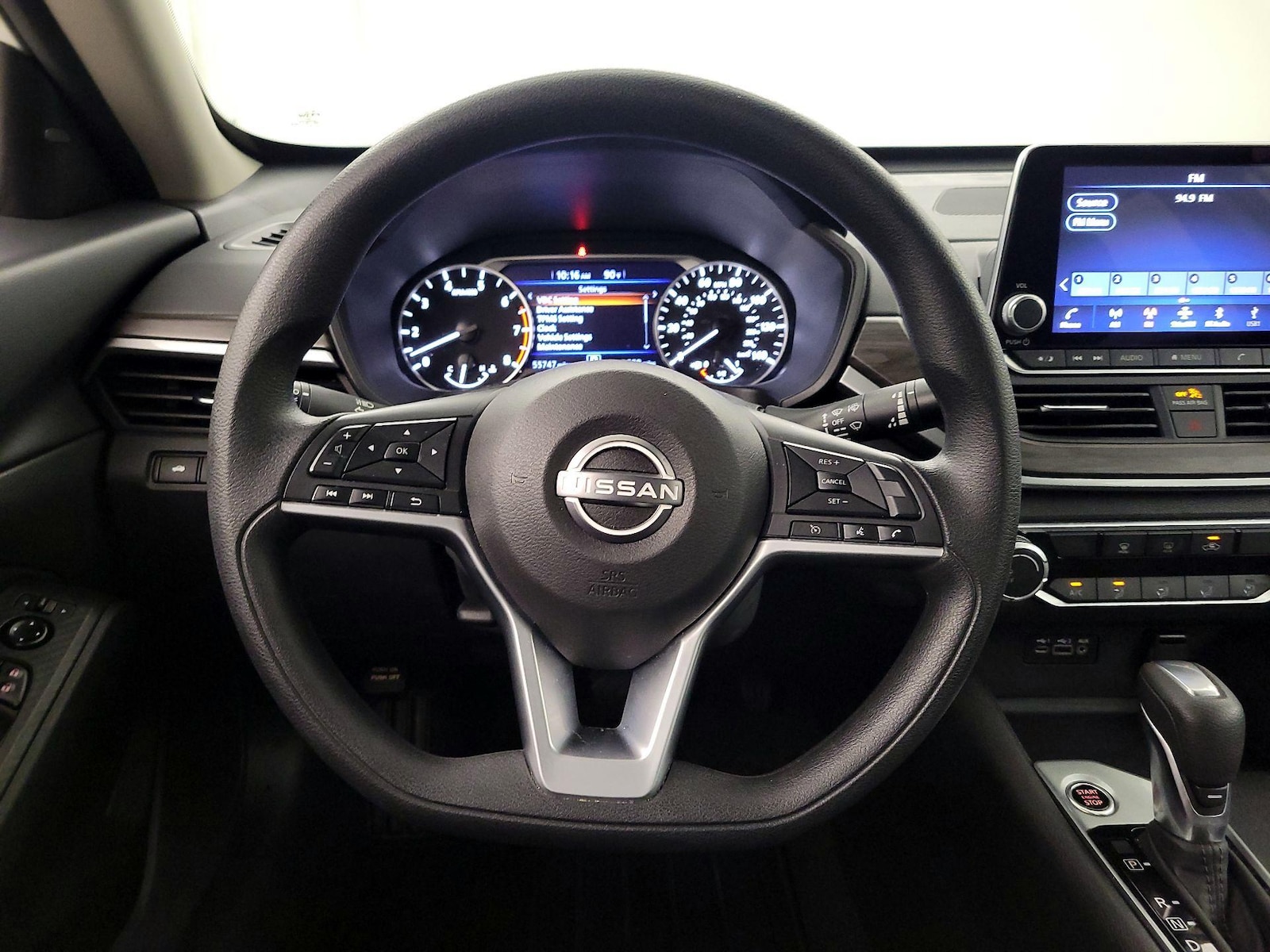 2025 Nissan Altima SV - Photo 10
