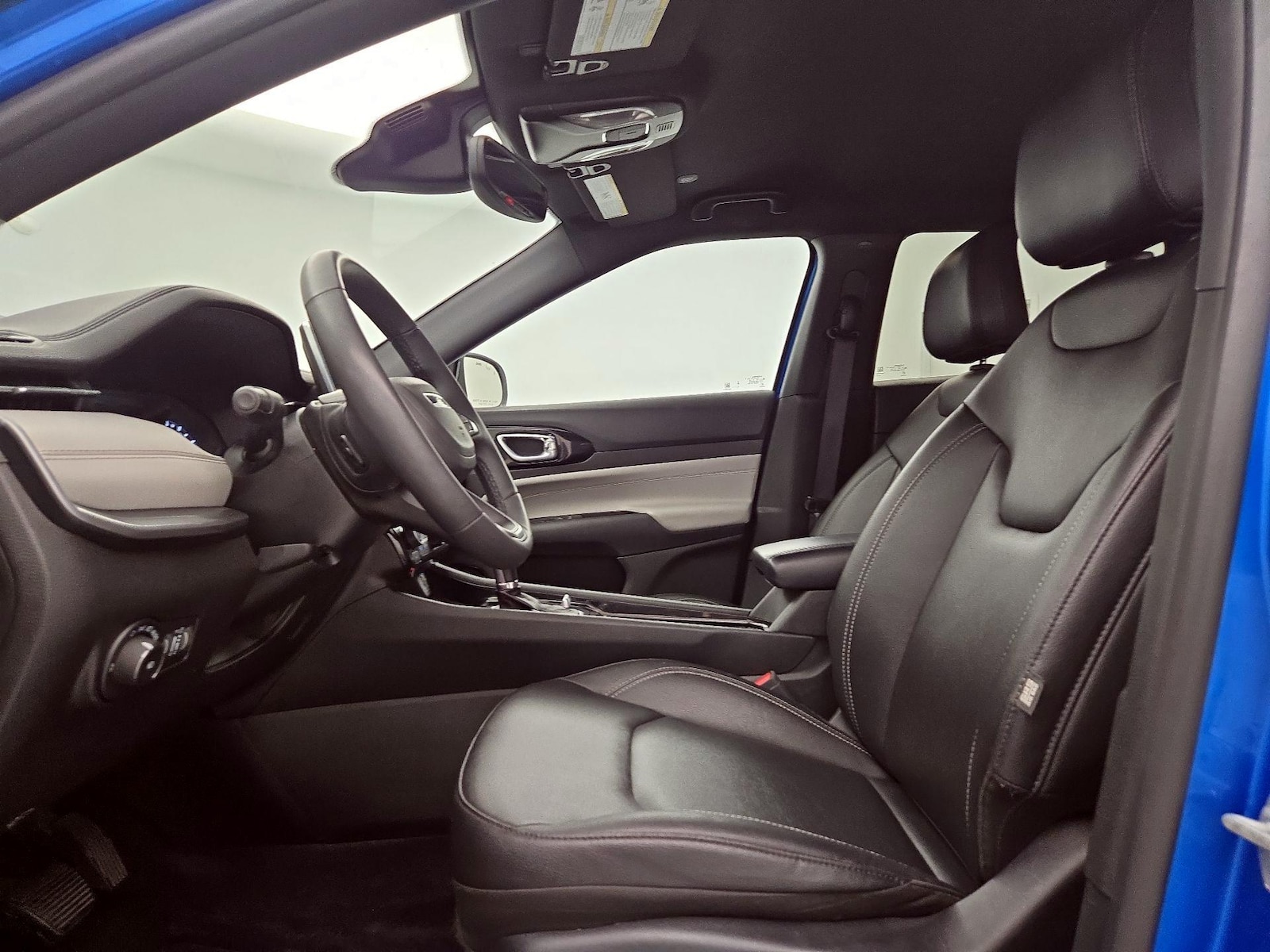 2025 Jeep Compass Limited - Photo 12