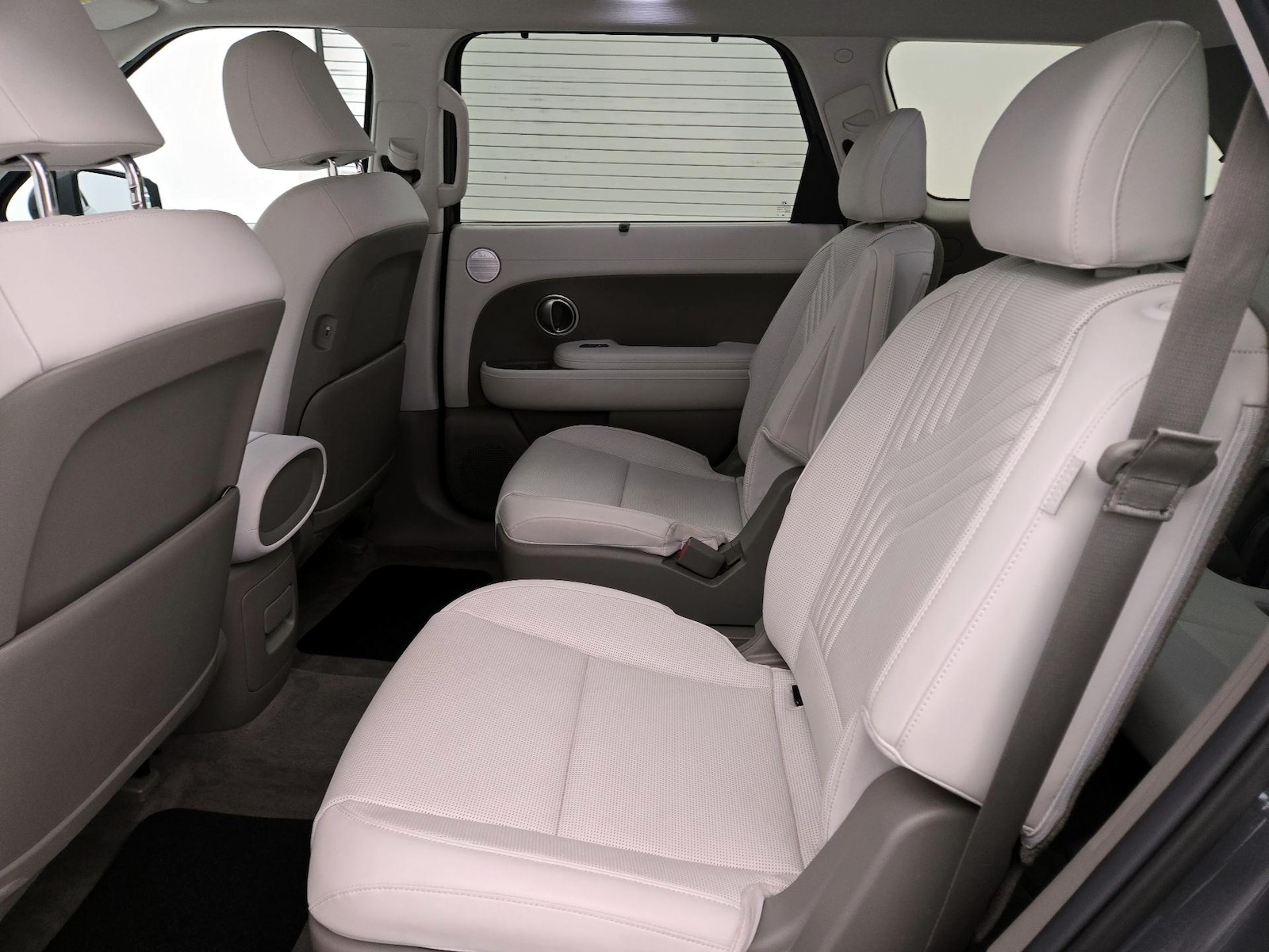 Rear Air Conditioning