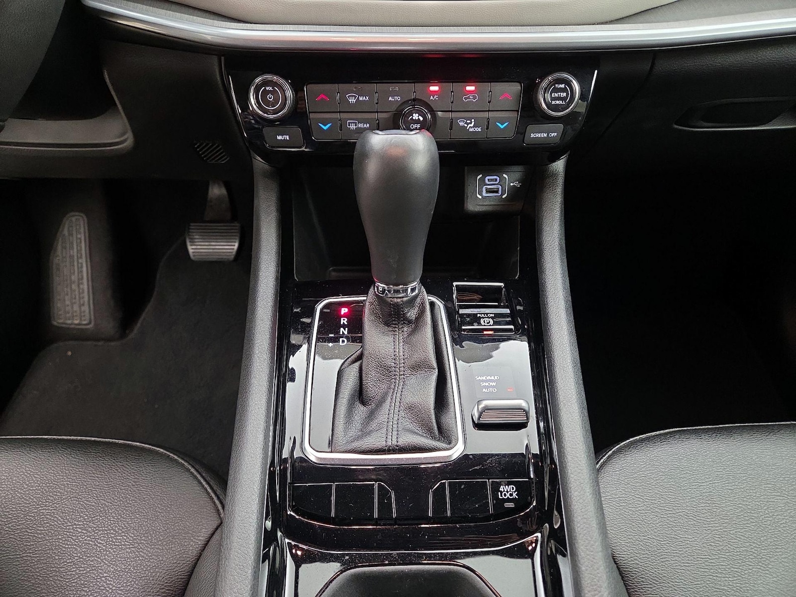 2025 Jeep Compass Limited - Photo 18