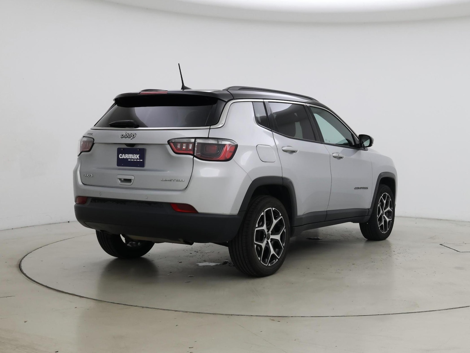 2025 Jeep Compass Limited - Photo 9