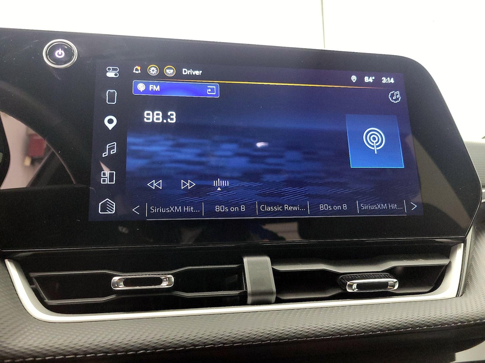 2025 Chevrolet Equinox LT - Photo 17