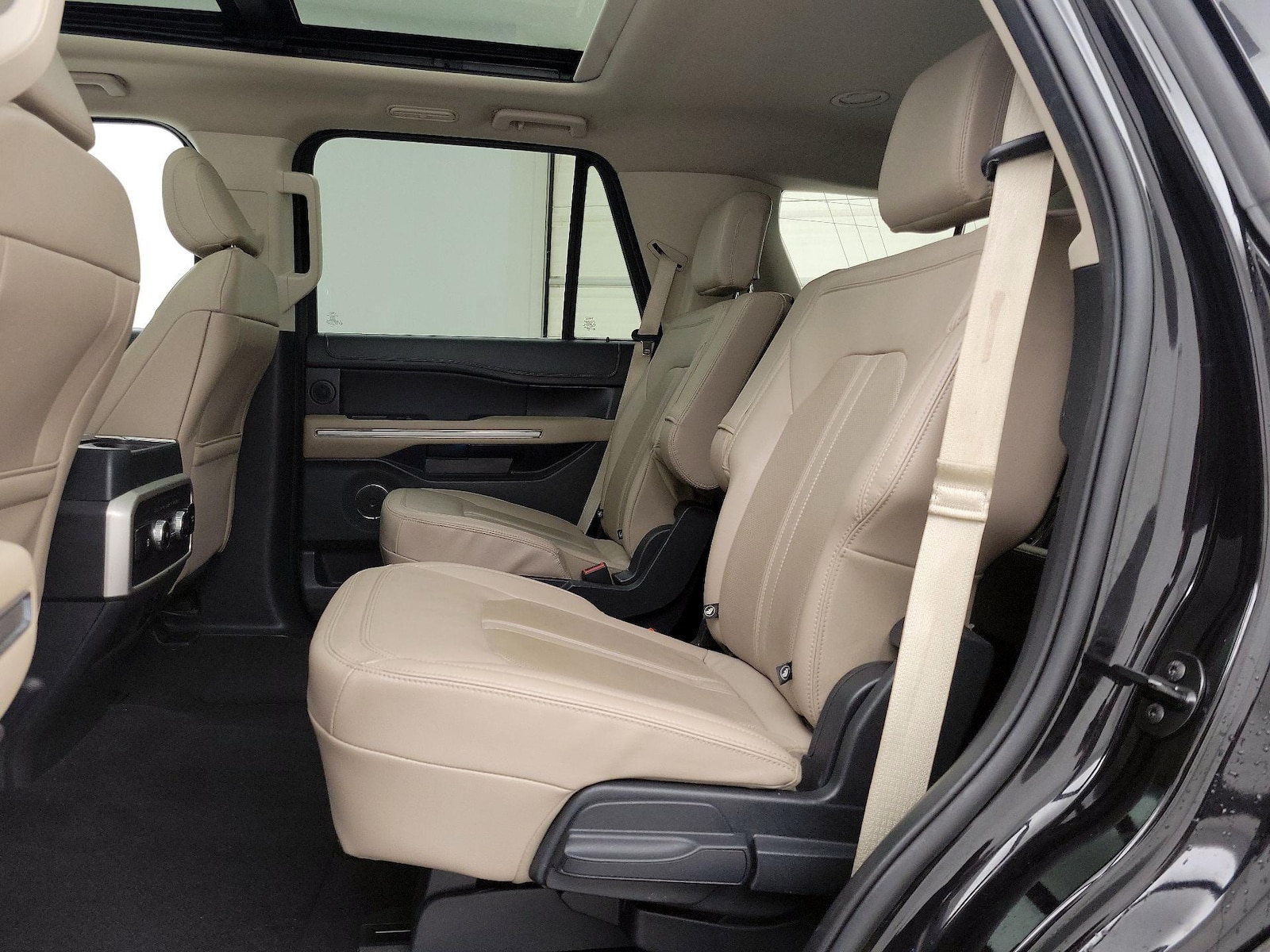Rear Air Conditioning