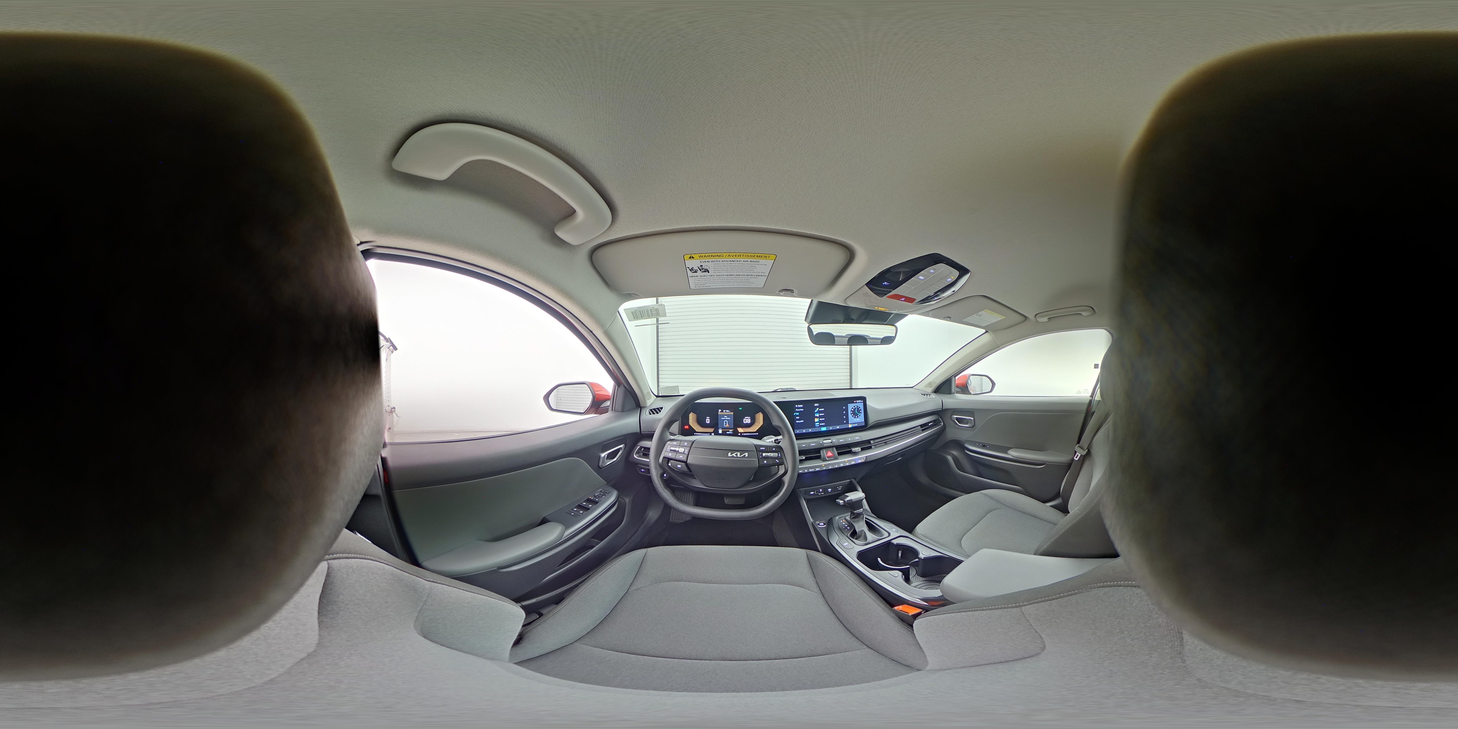 2025 Kia K4 LXS - Photo 26