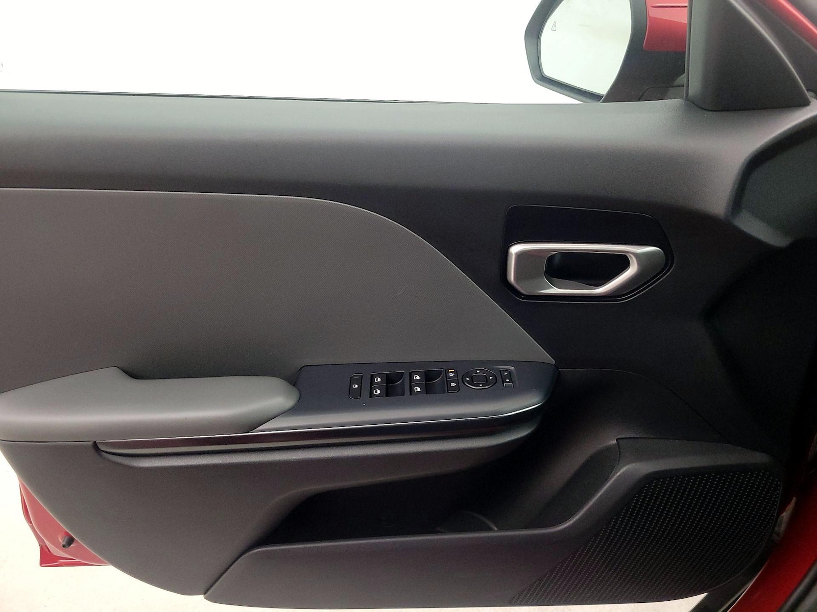 2025 Kia K4 LXS - Photo 13