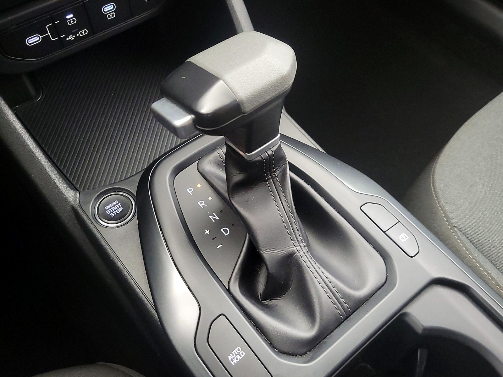 2025 Kia K4 LXS - Photo 18