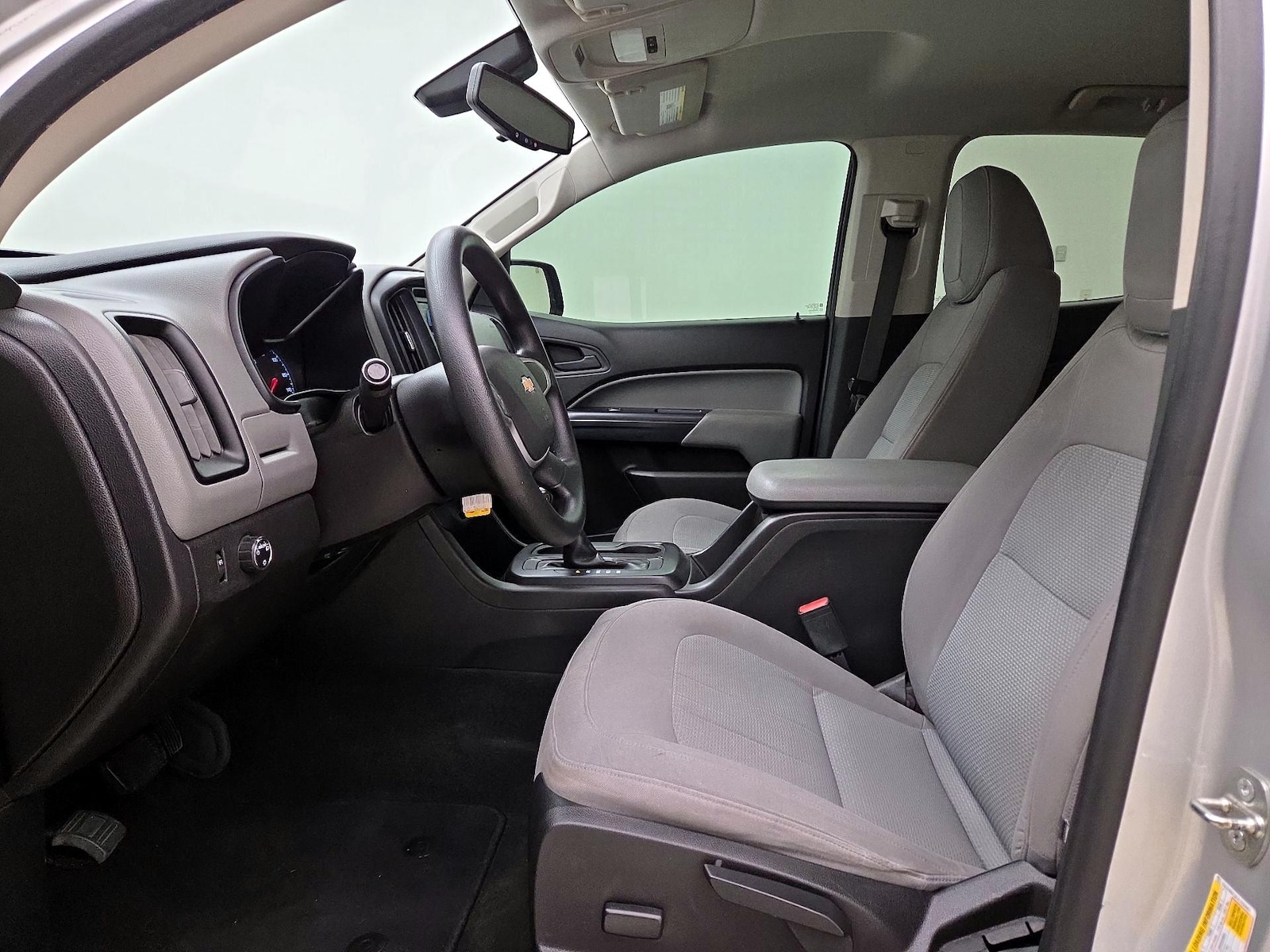Power Seat(s) & Side Airbags