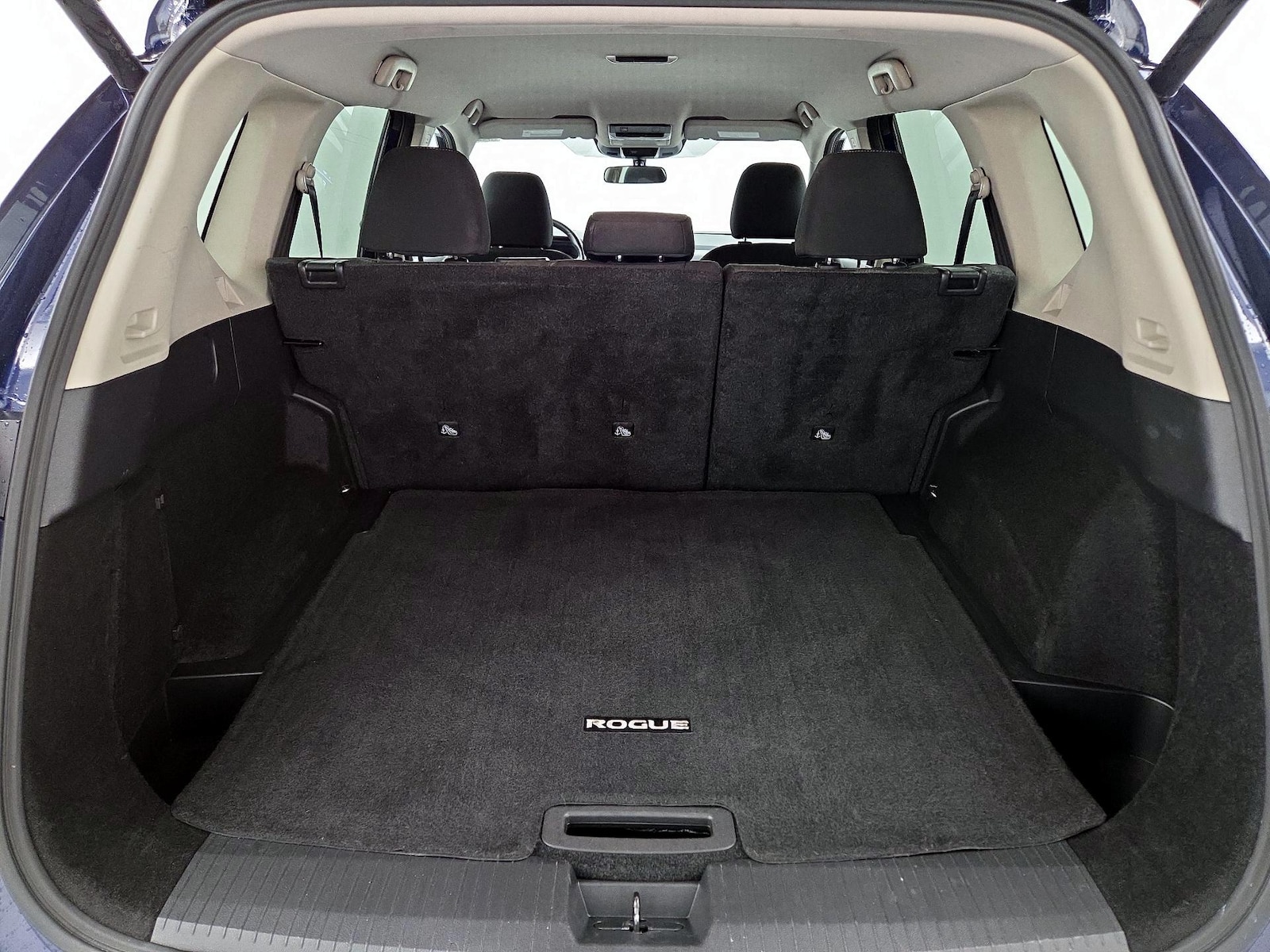 2025 Nissan Rogue SV - Photo 21