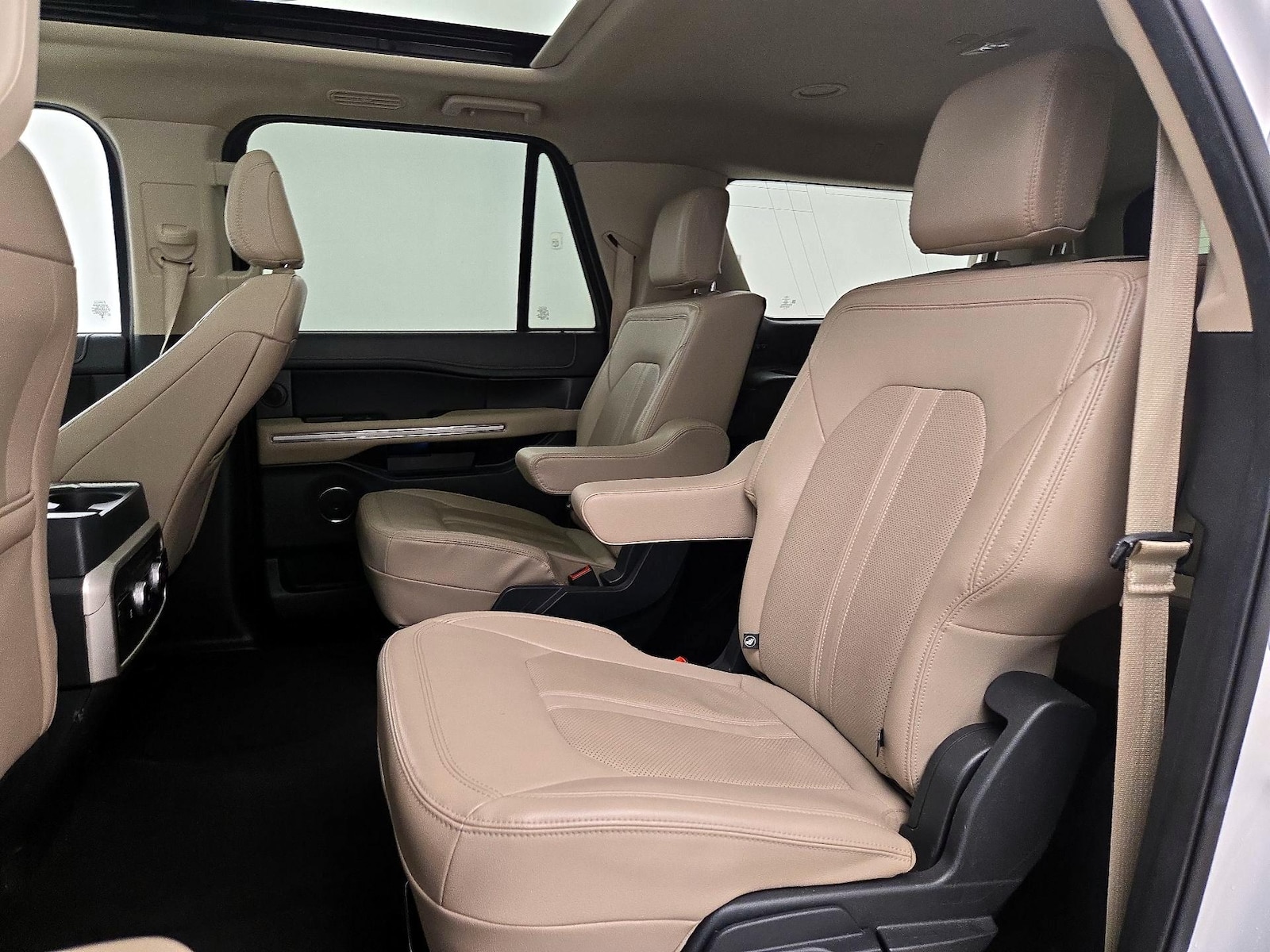 Rear Air Conditioning