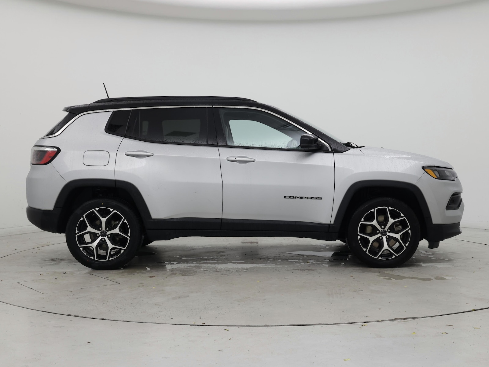 2025 Jeep Compass Limited - Photo 8