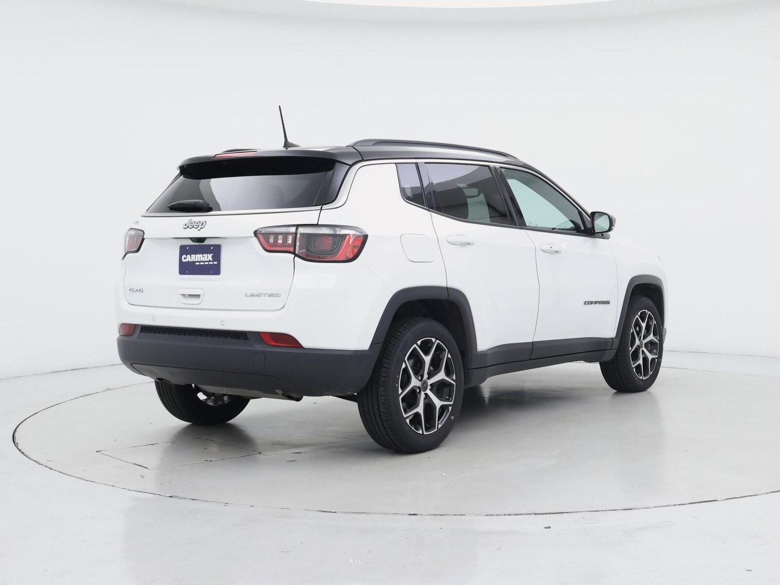 2025 Jeep Compass Limited - Photo 9