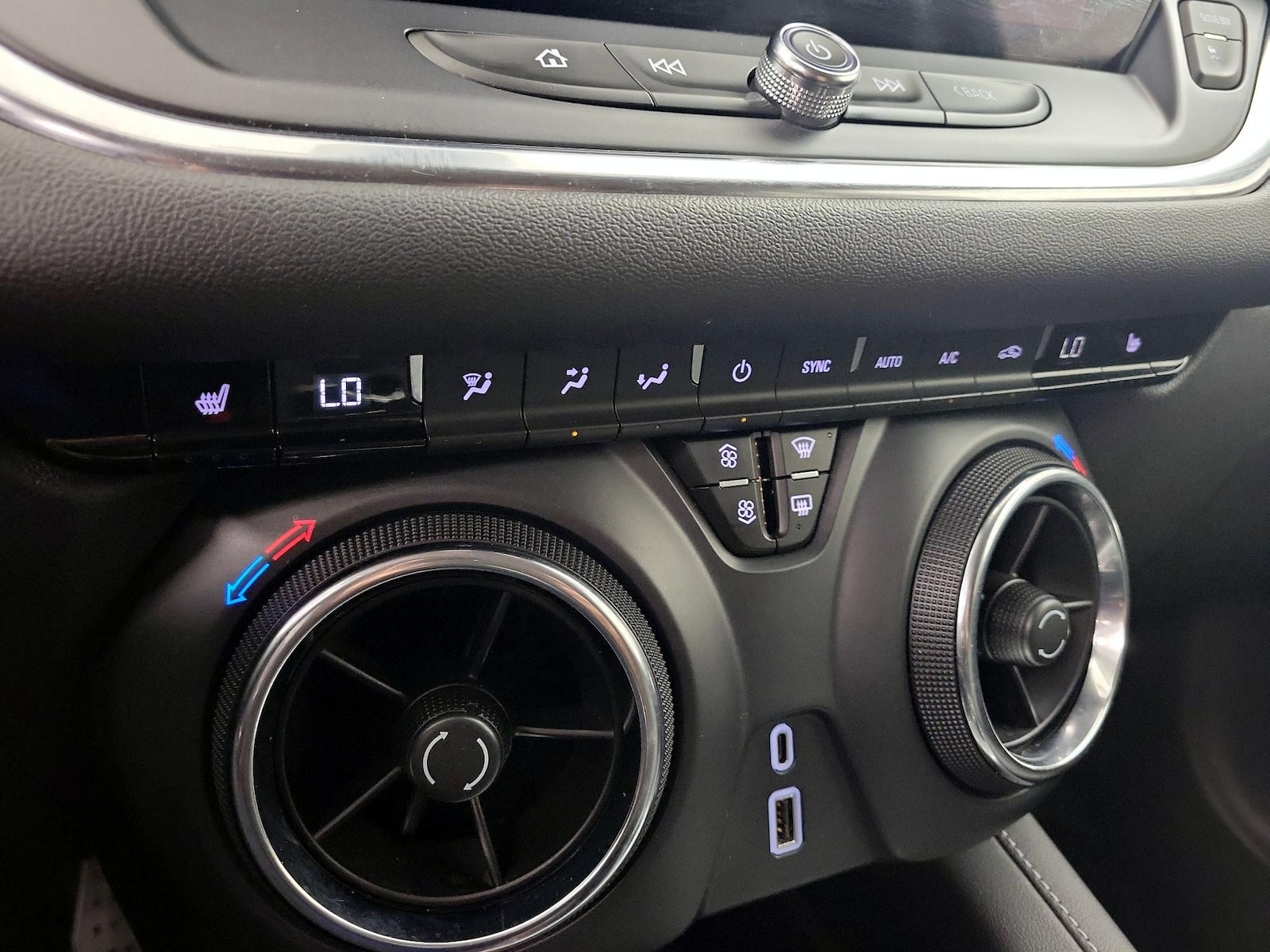 2025 Chevrolet Blazer 2LT - Photo 17