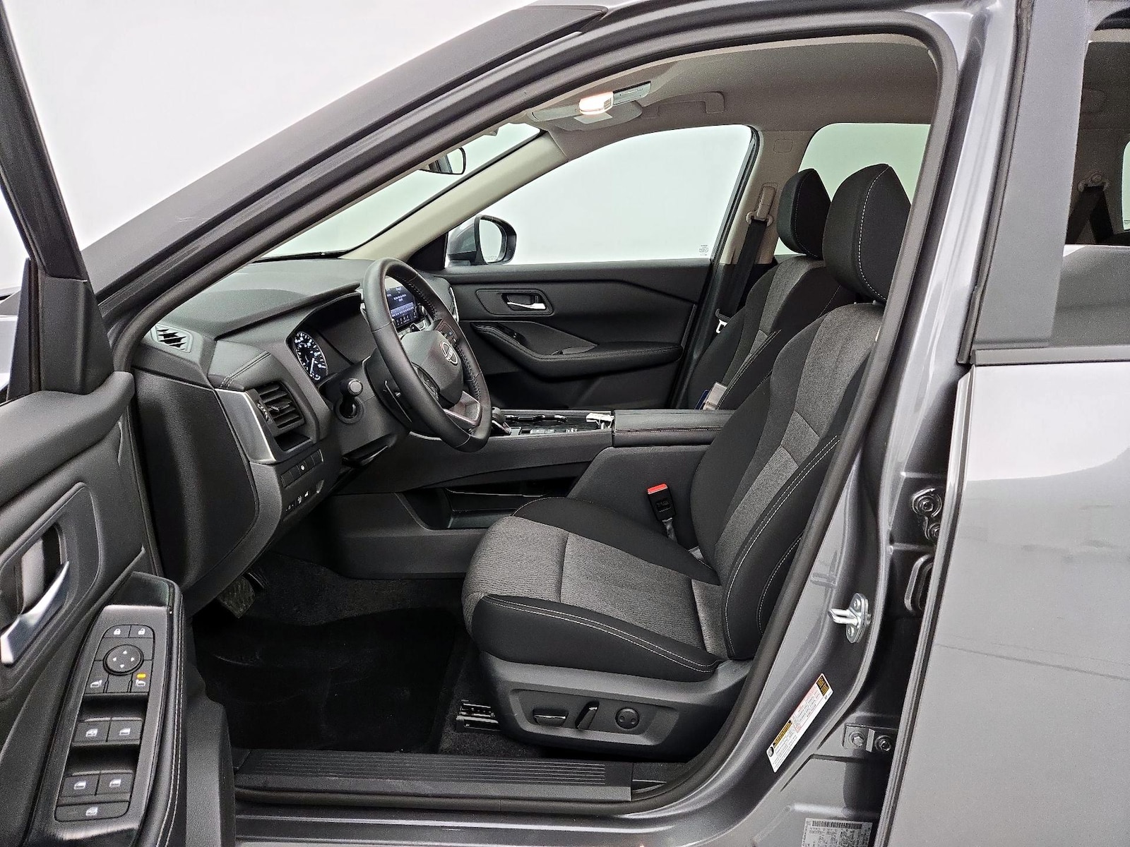 Power Seat(s) & Side Airbags