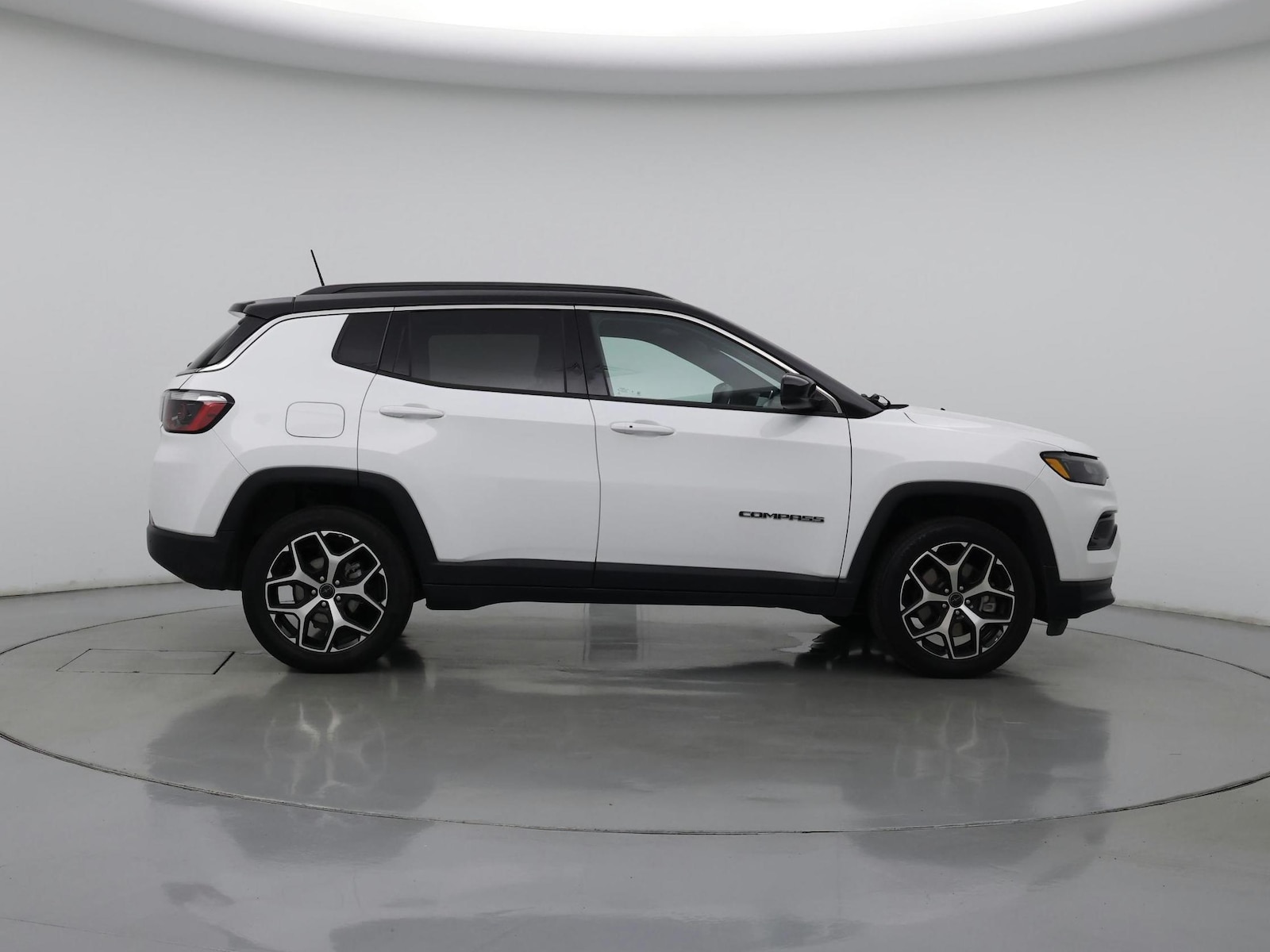 2025 Jeep Compass Limited - Photo 8
