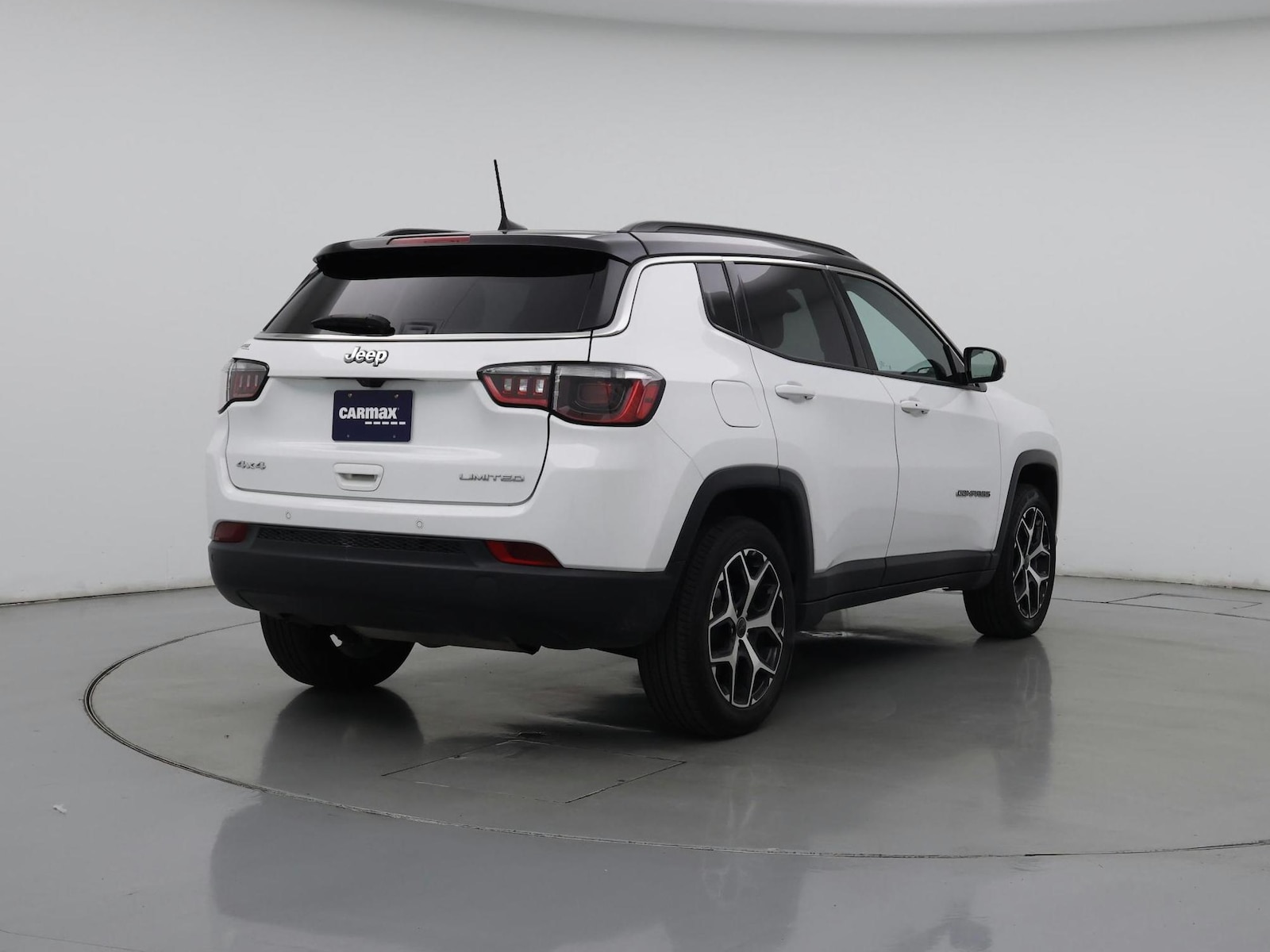 2025 Jeep Compass Limited - Photo 9