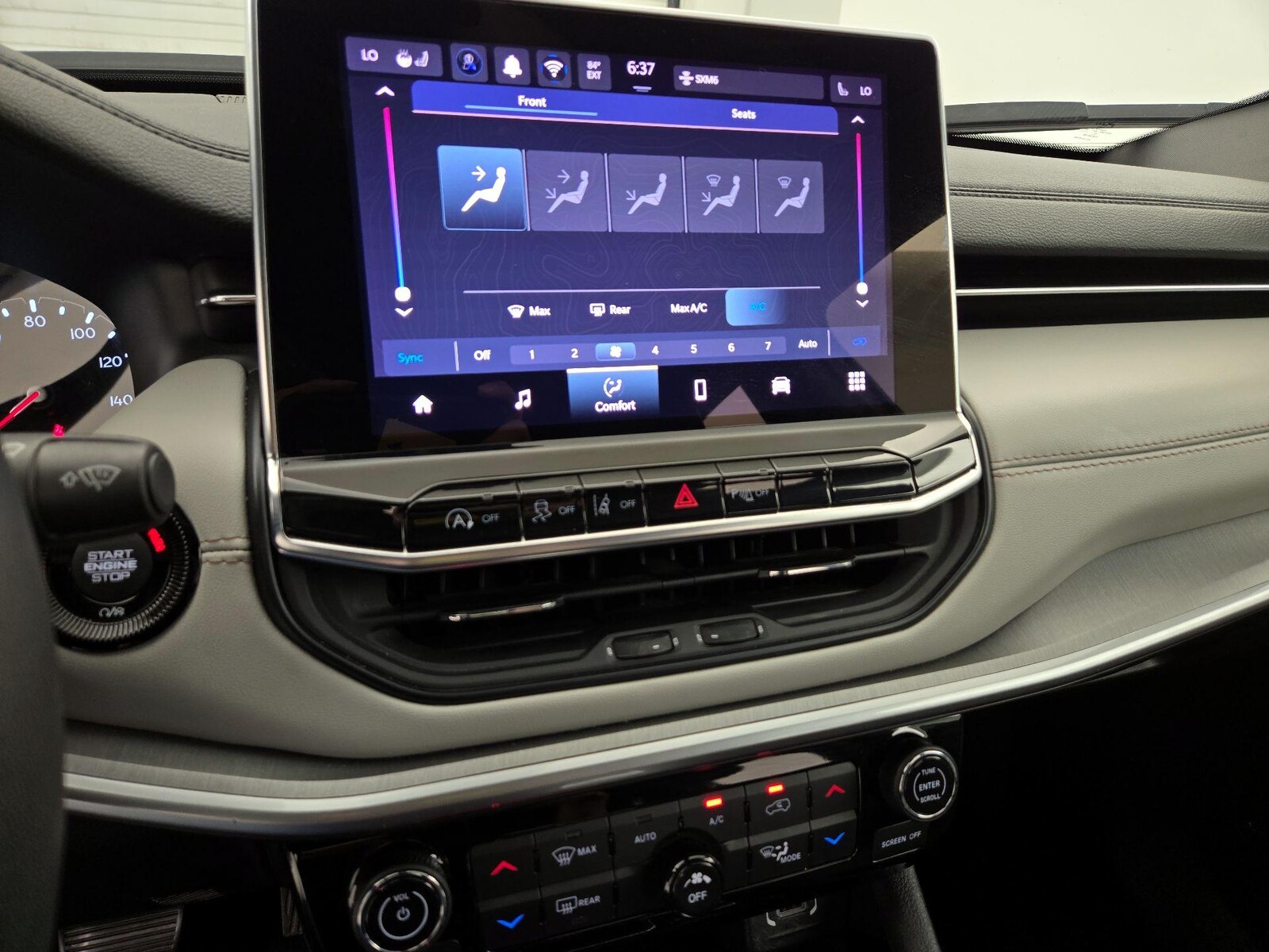 2025 Jeep Compass Limited - Photo 17