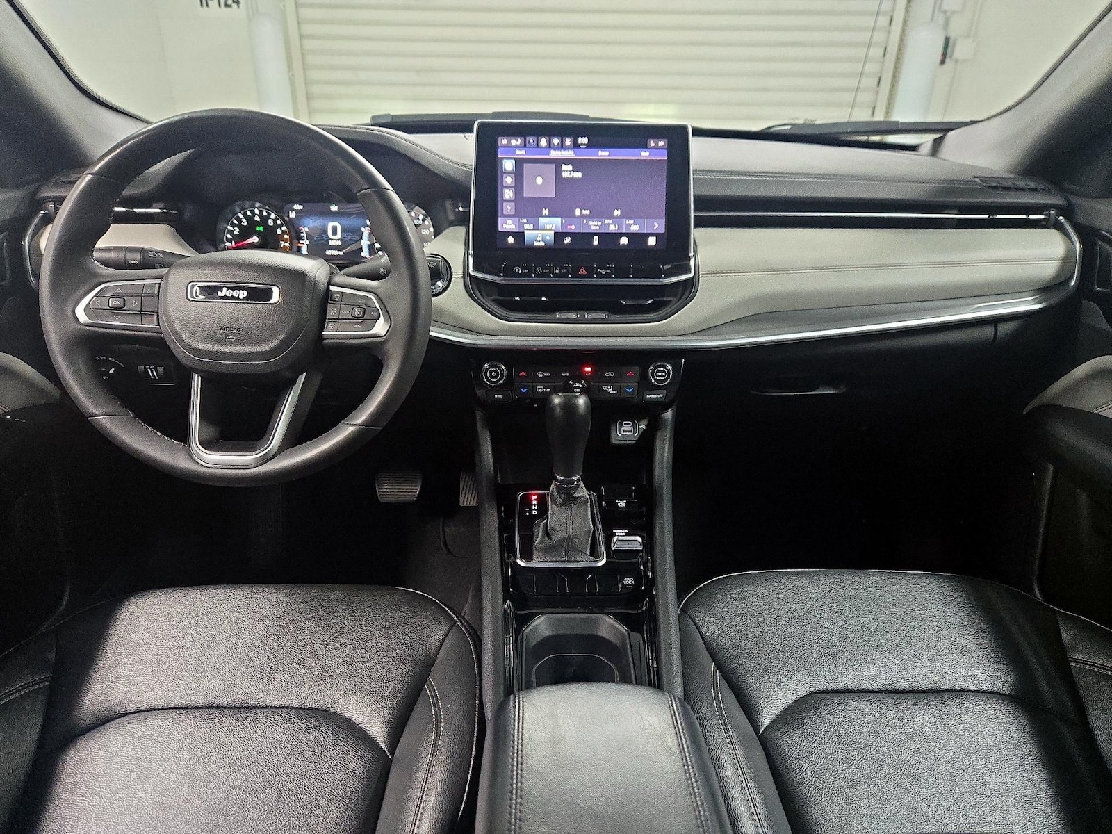 2025 Jeep Compass Limited - Photo 10