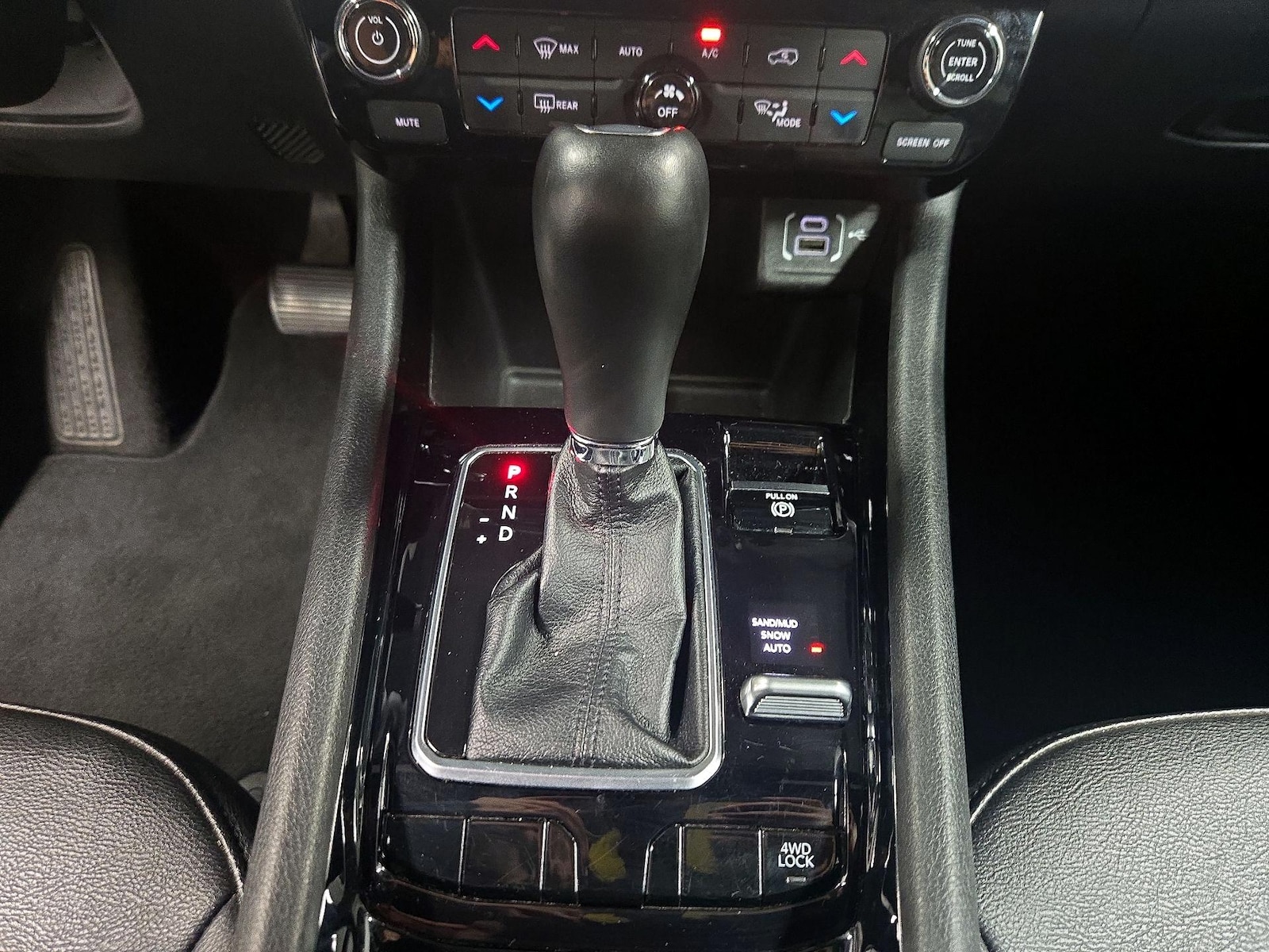 2025 Jeep Compass Limited - Photo 18