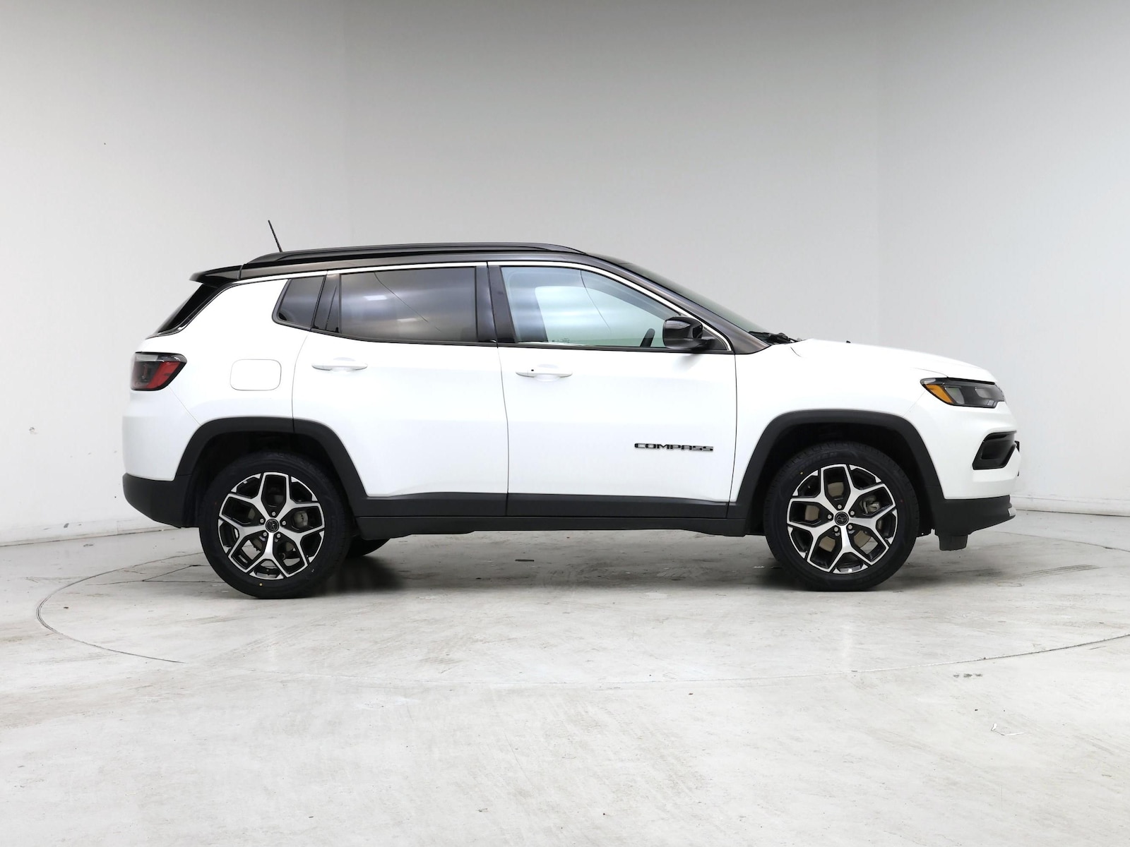 2025 Jeep Compass Limited - Photo 8