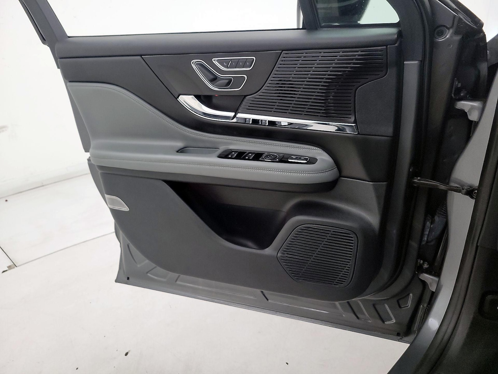 2022 Lincoln Corsair Grand Touring - Photo 13