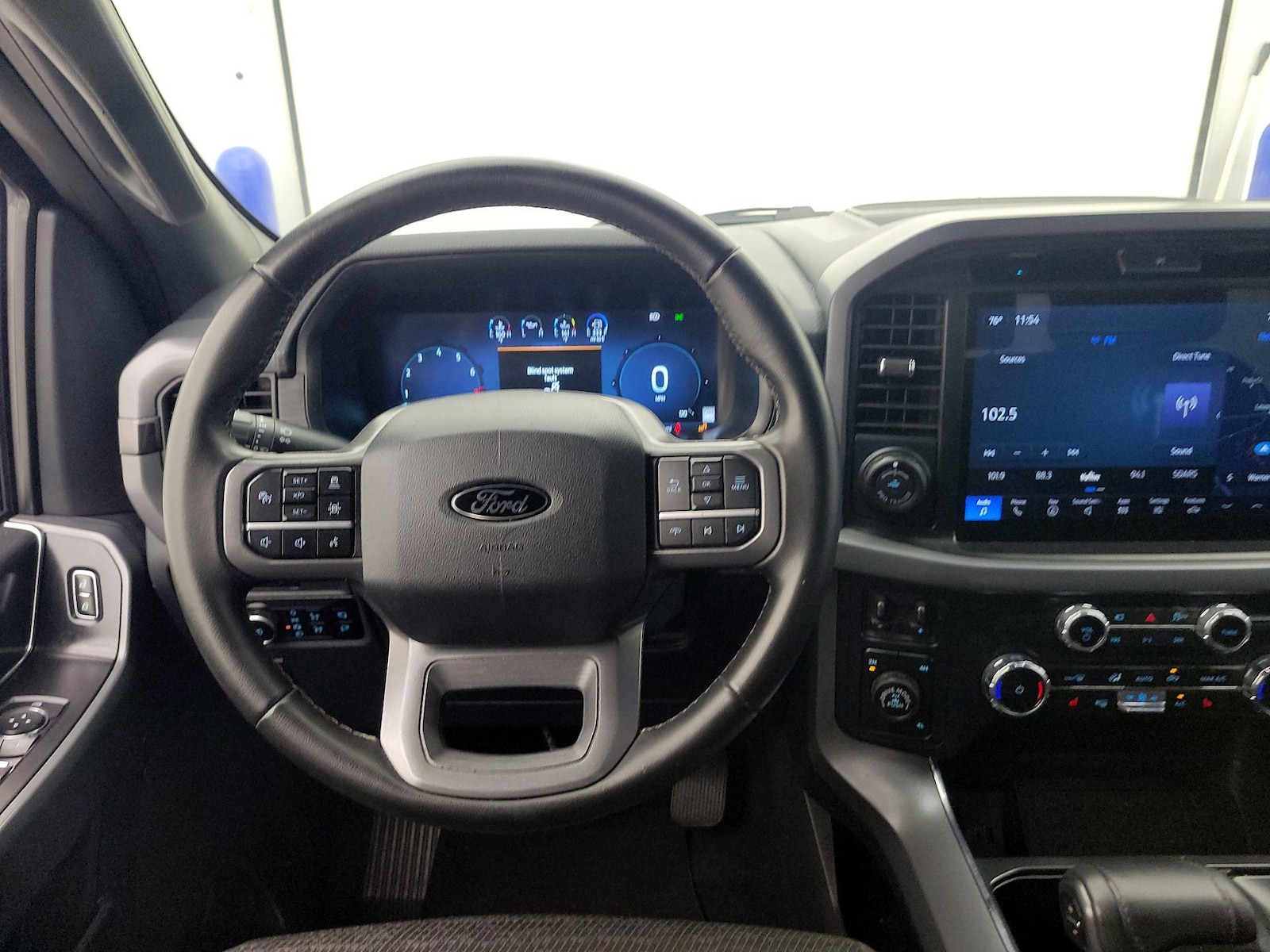 2025 Ford F-150 XLT - Photo 11