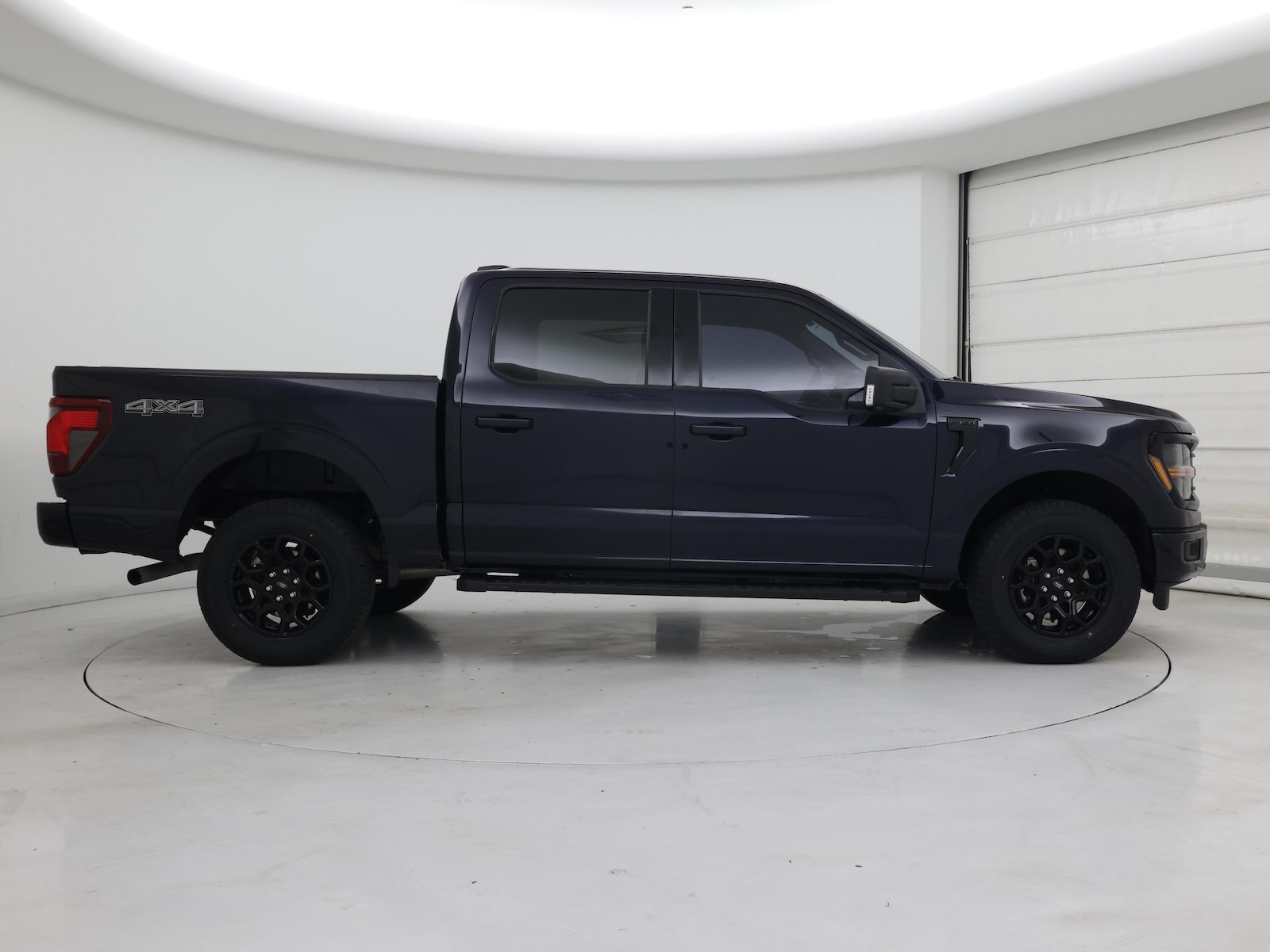 2025 Ford F-150 XLT - Photo 8