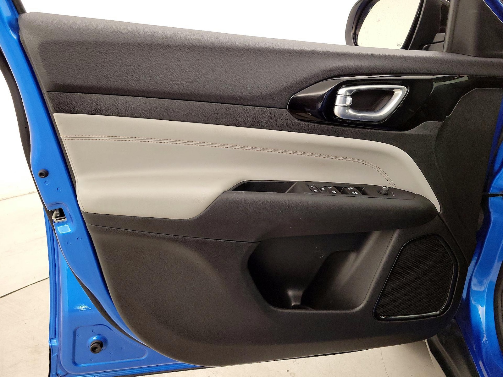 2025 Jeep Compass Limited - Photo 13