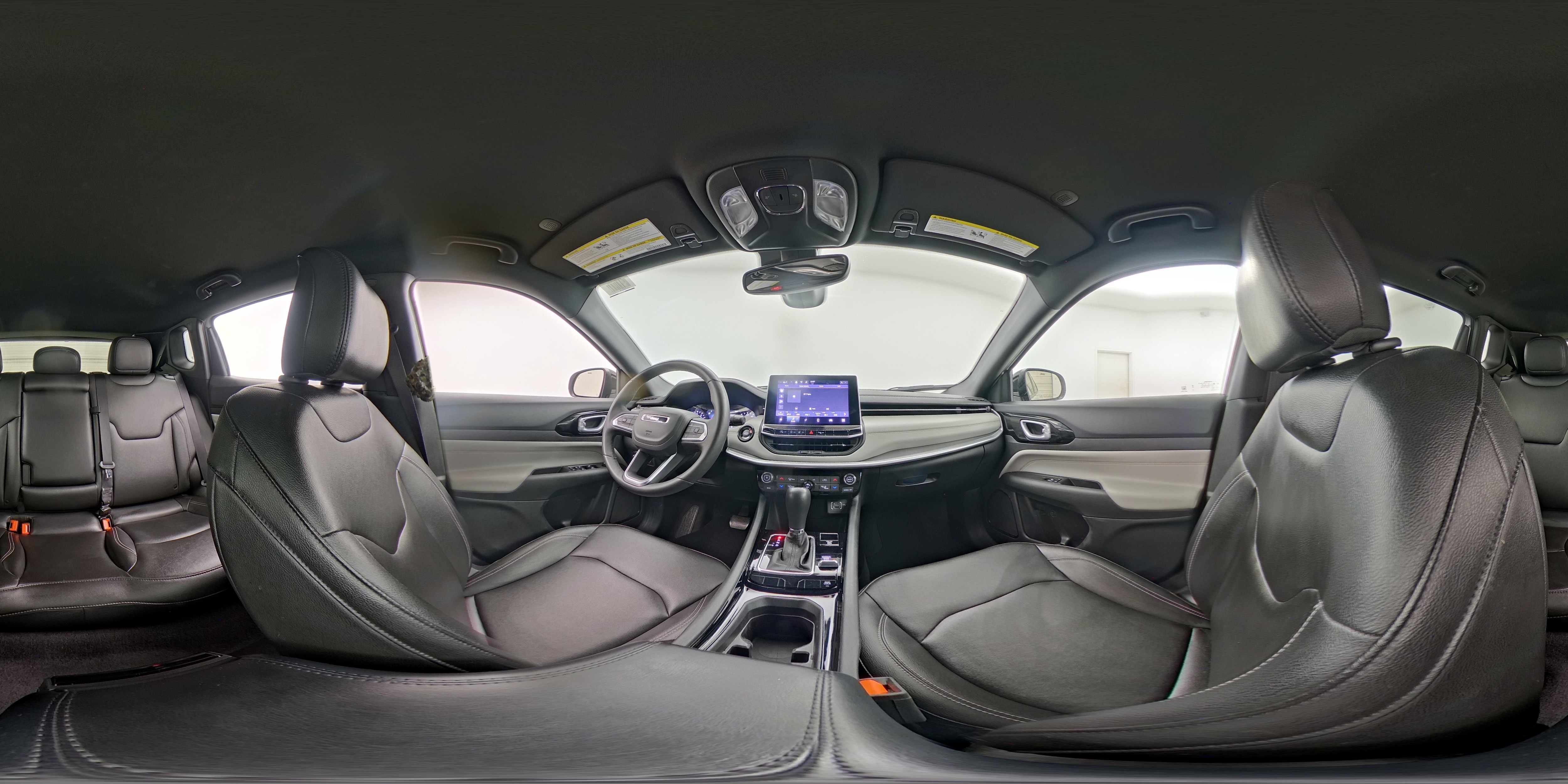 2025 Jeep Compass Limited - Photo 24