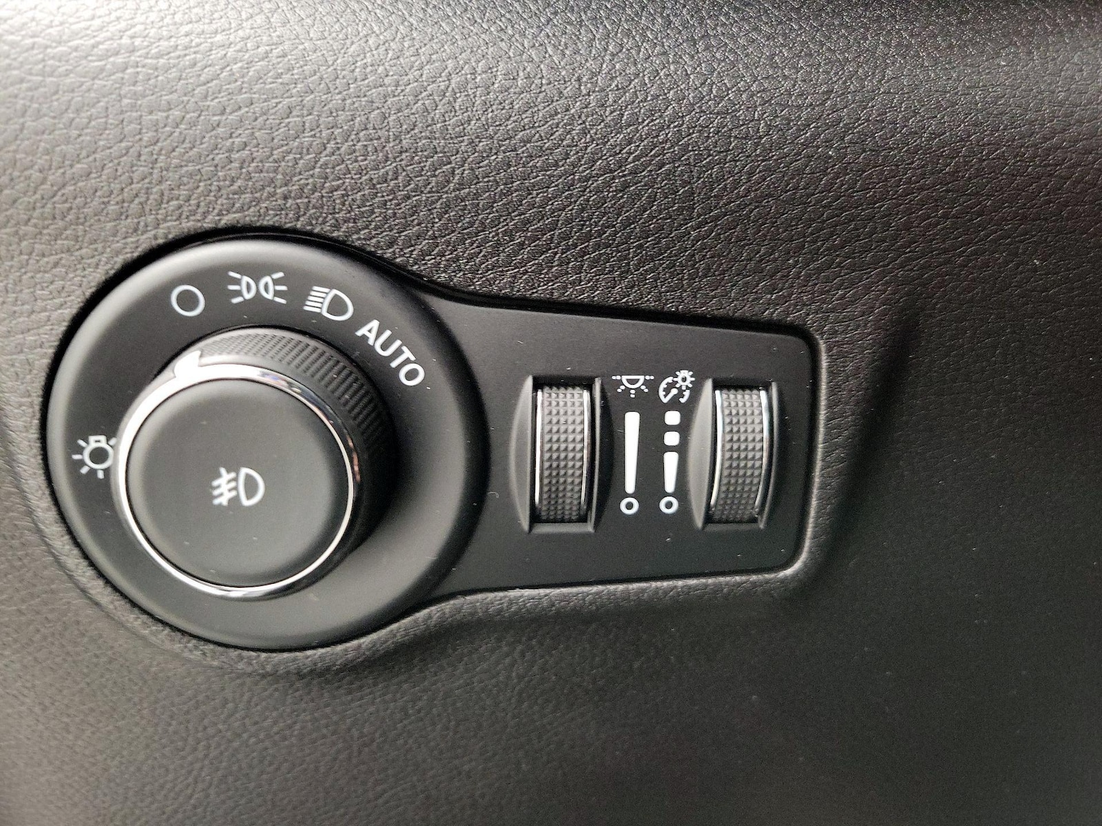 2025 Jeep Compass Limited - Photo 14