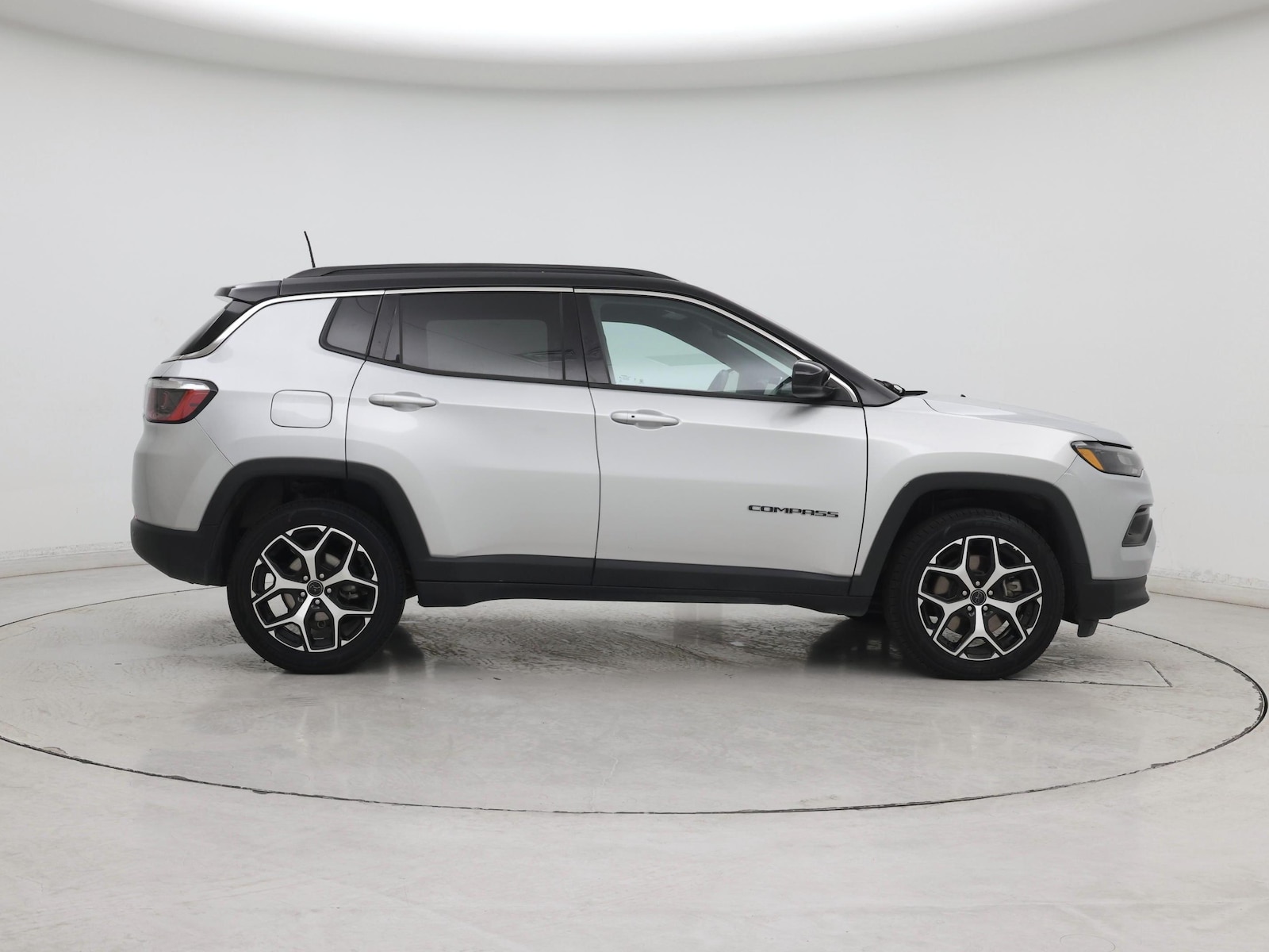 2025 Jeep Compass Limited - Photo 8