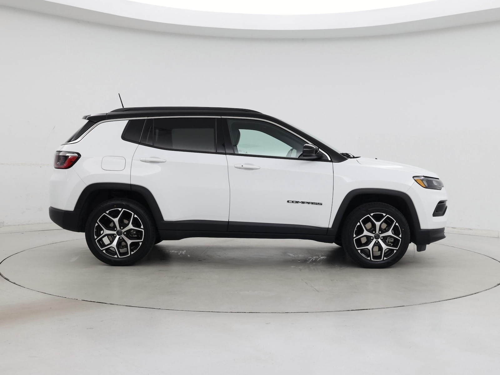 2025 Jeep Compass Limited - Photo 8
