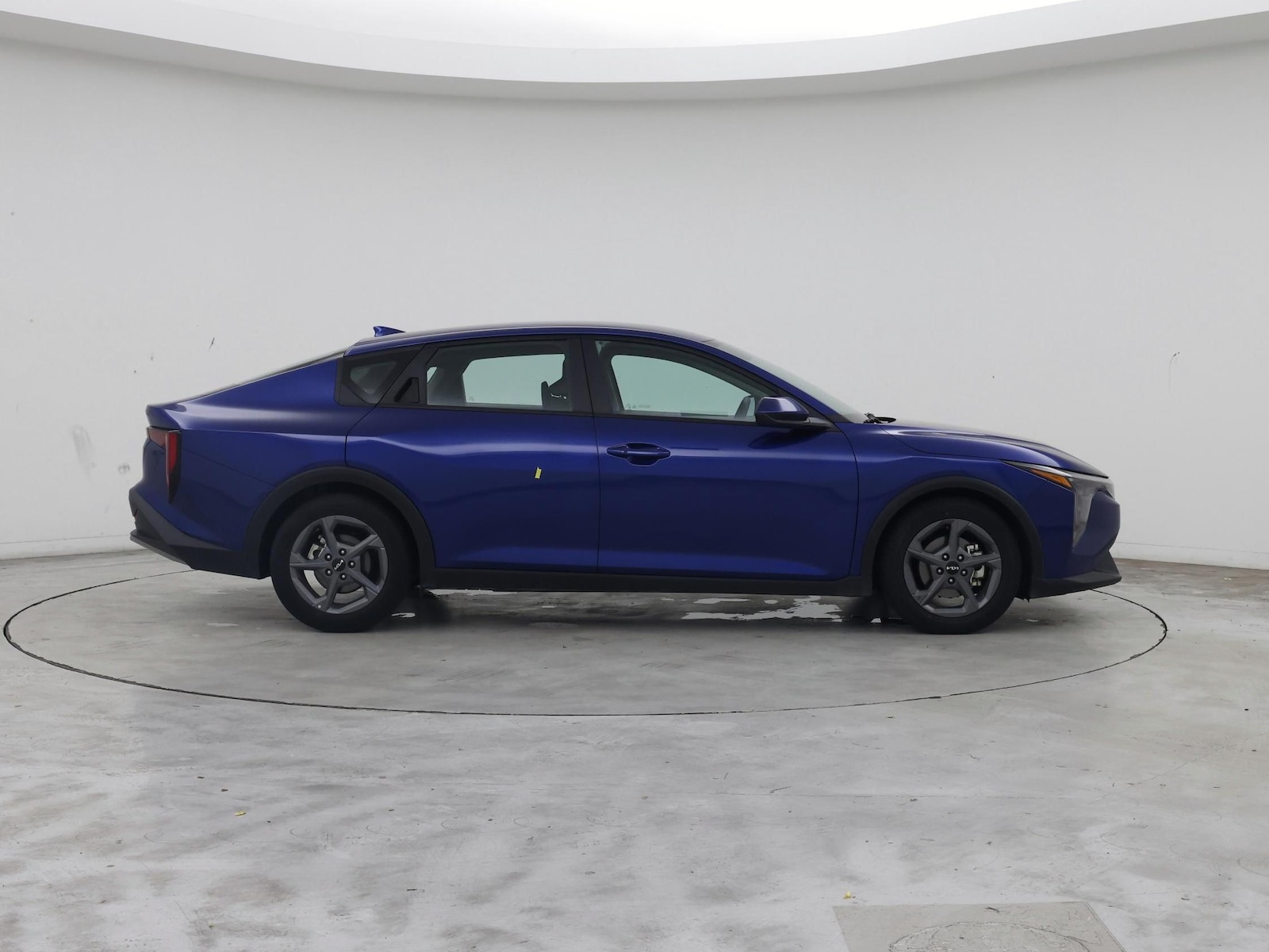 2025 Kia K4 LXS - Photo 8