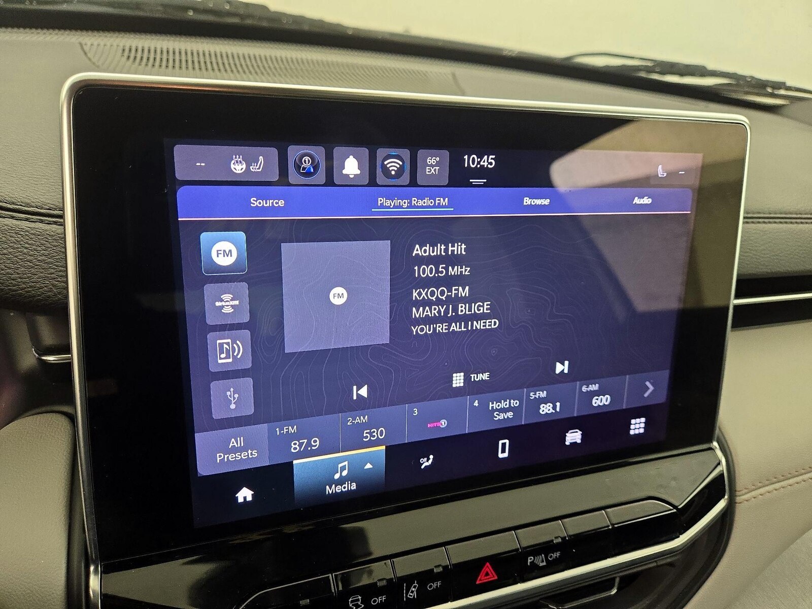2025 Jeep Compass Limited - Photo 16