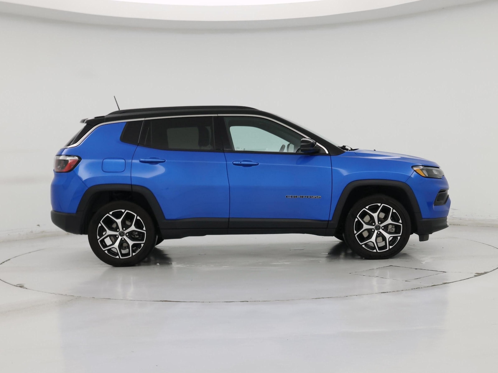 2025 Jeep Compass Limited - Photo 8