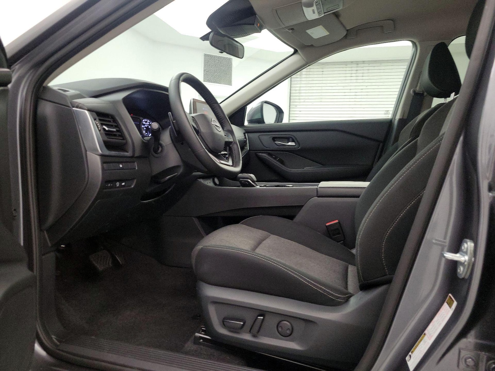 Power Seat(s) & Side Airbags