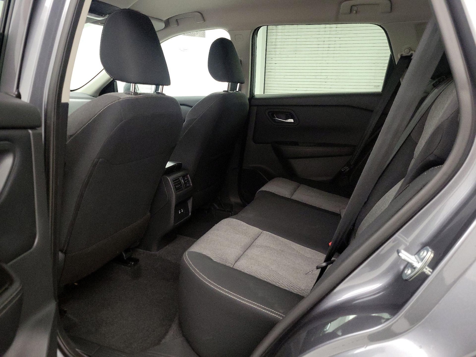 2026 Nissan Rogue SV - Photo 20