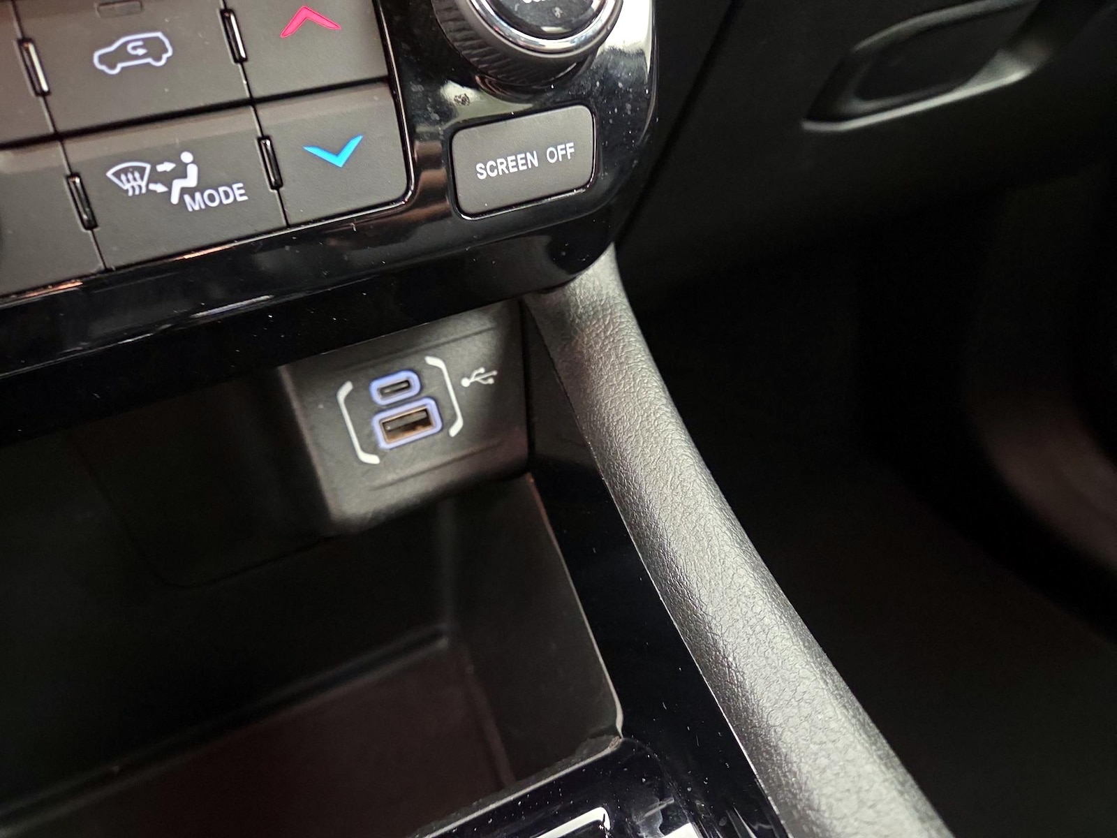 2025 Jeep Compass Limited - Photo 19