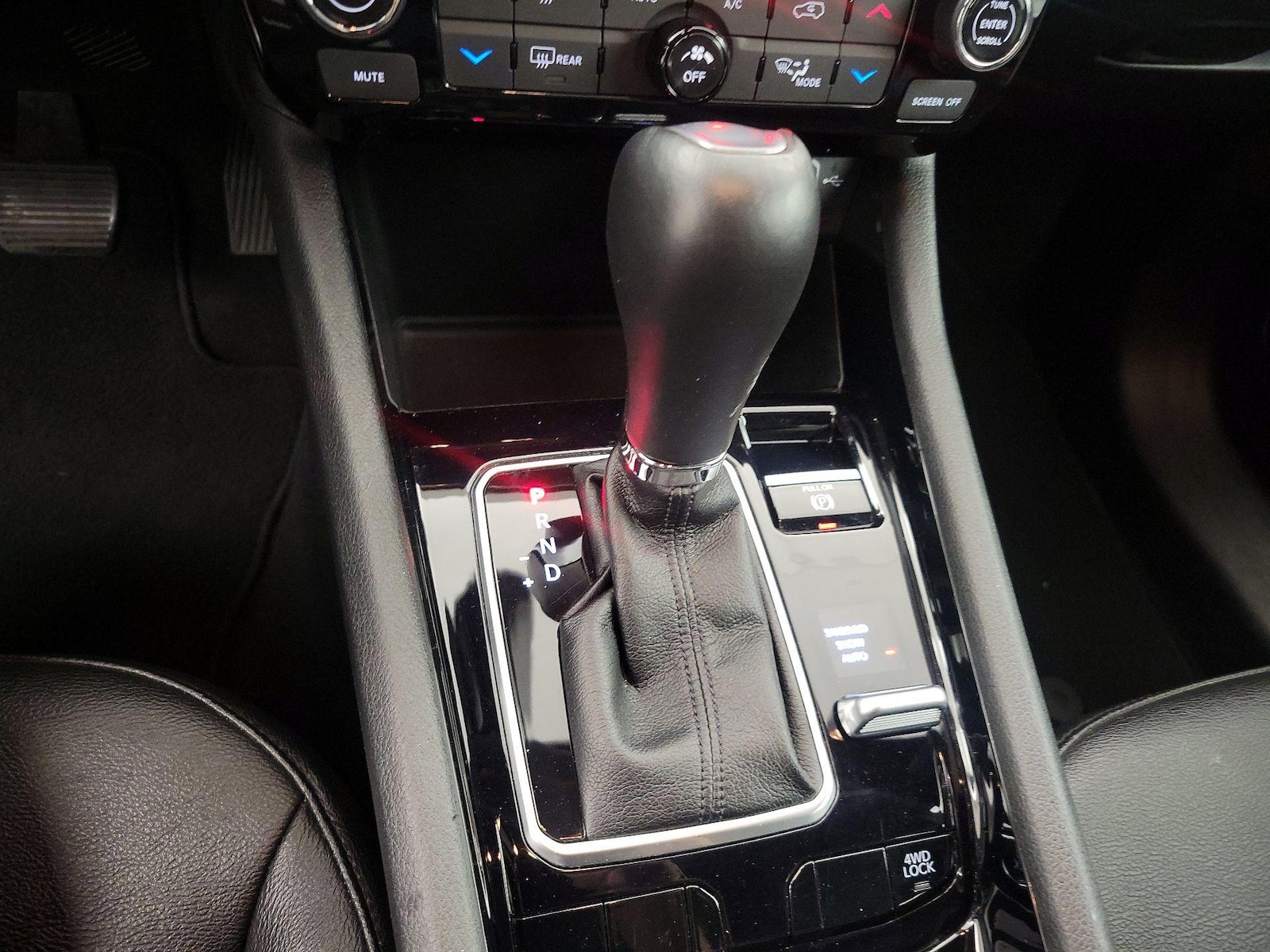 2025 Jeep Compass Limited - Photo 18
