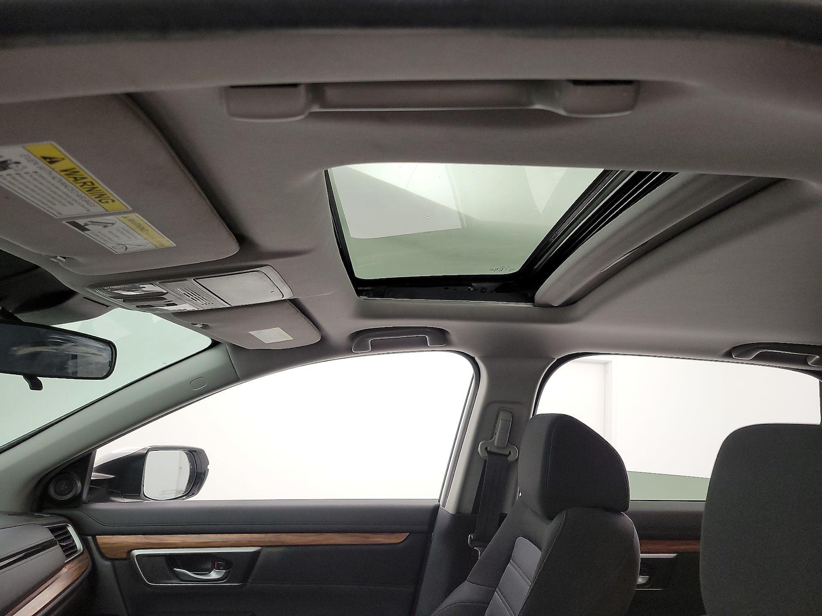 Sunroof(s) & Overhead Airbags