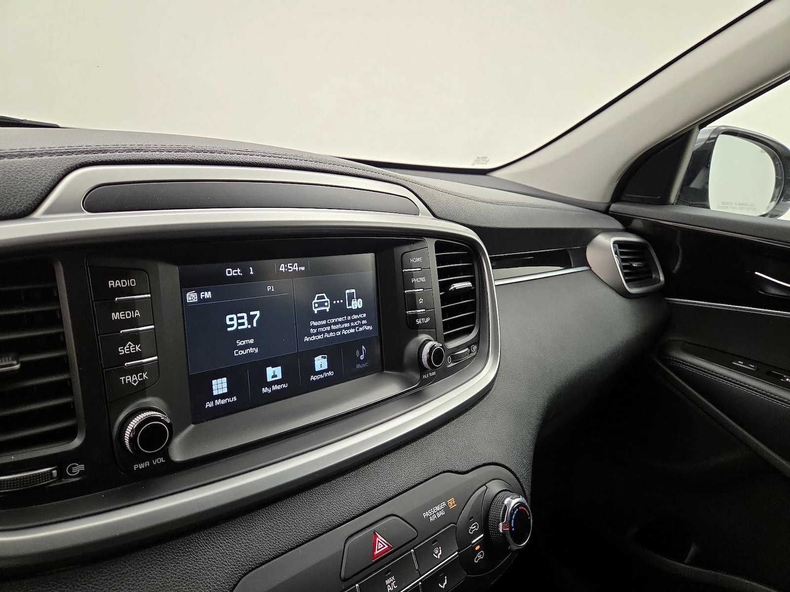 2020 Kia Sorento LX - Photo 16
