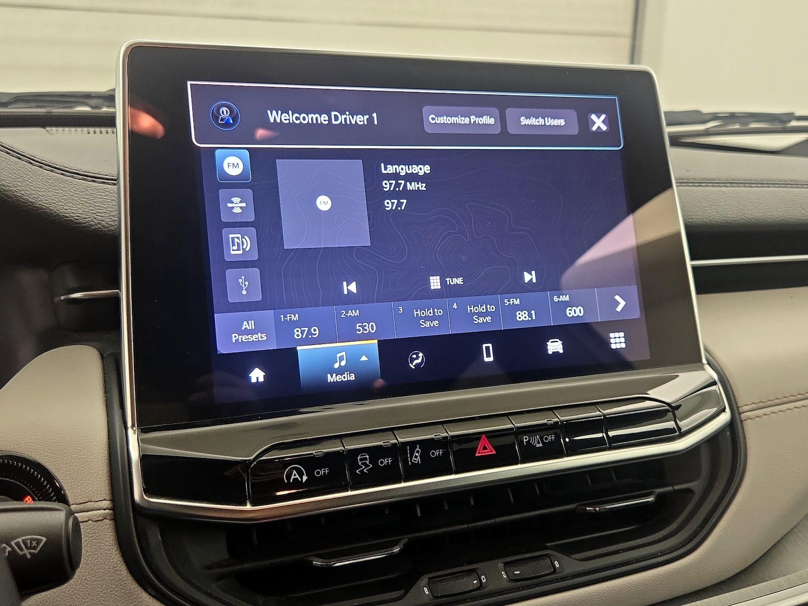2025 Jeep Compass Limited - Photo 16