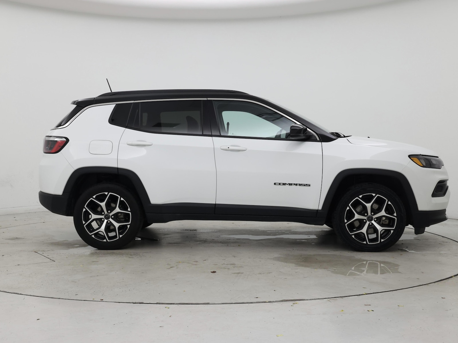 2025 Jeep Compass Limited - Photo 8