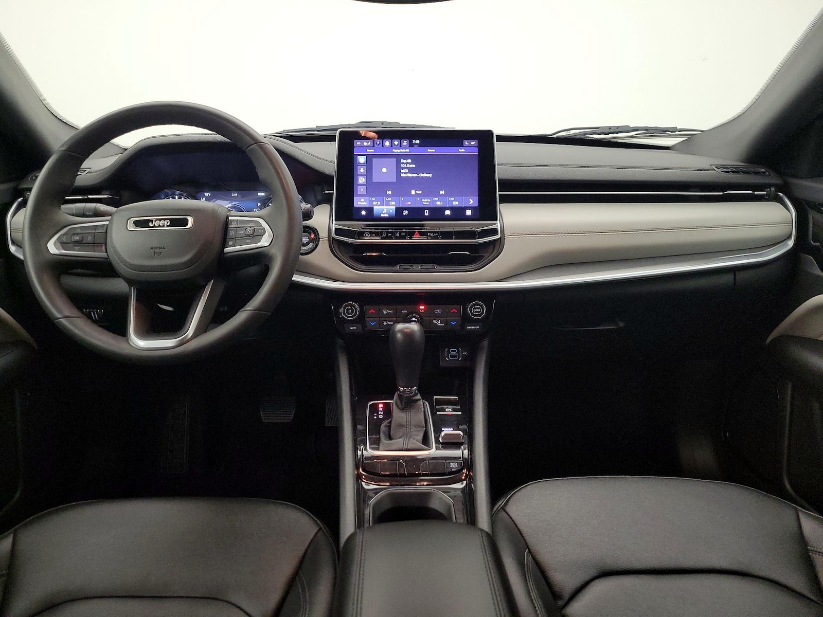 Apple CarPlay® & Android Auto™