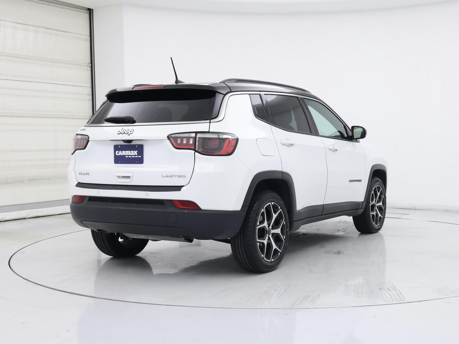 2025 Jeep Compass Limited - Photo 9