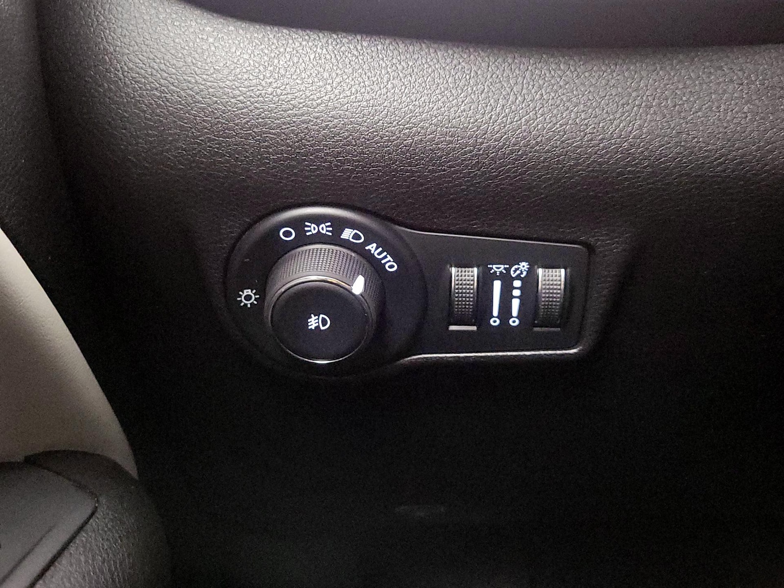 2025 Jeep Compass Limited - Photo 14
