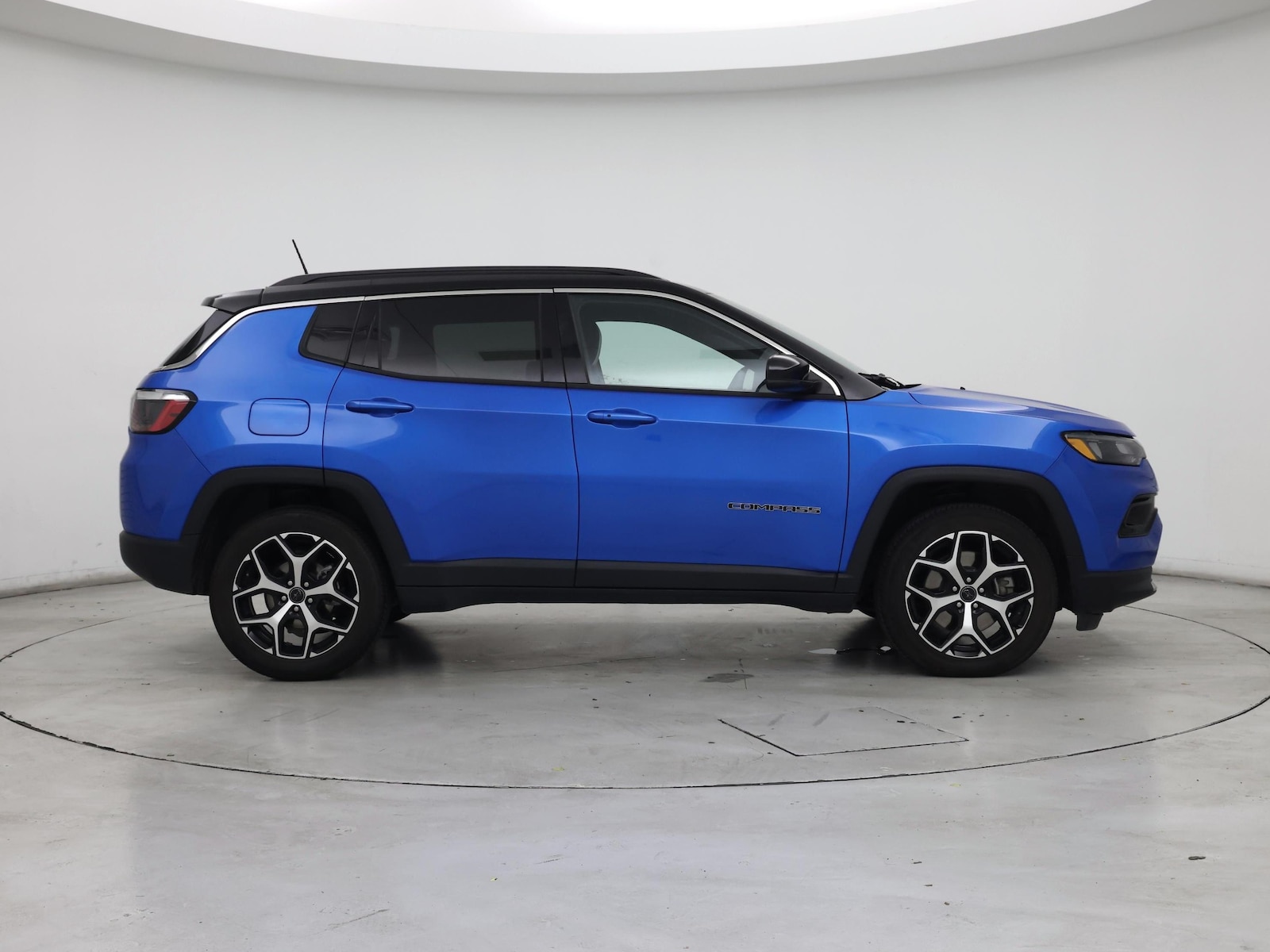 2025 Jeep Compass Limited - Photo 8
