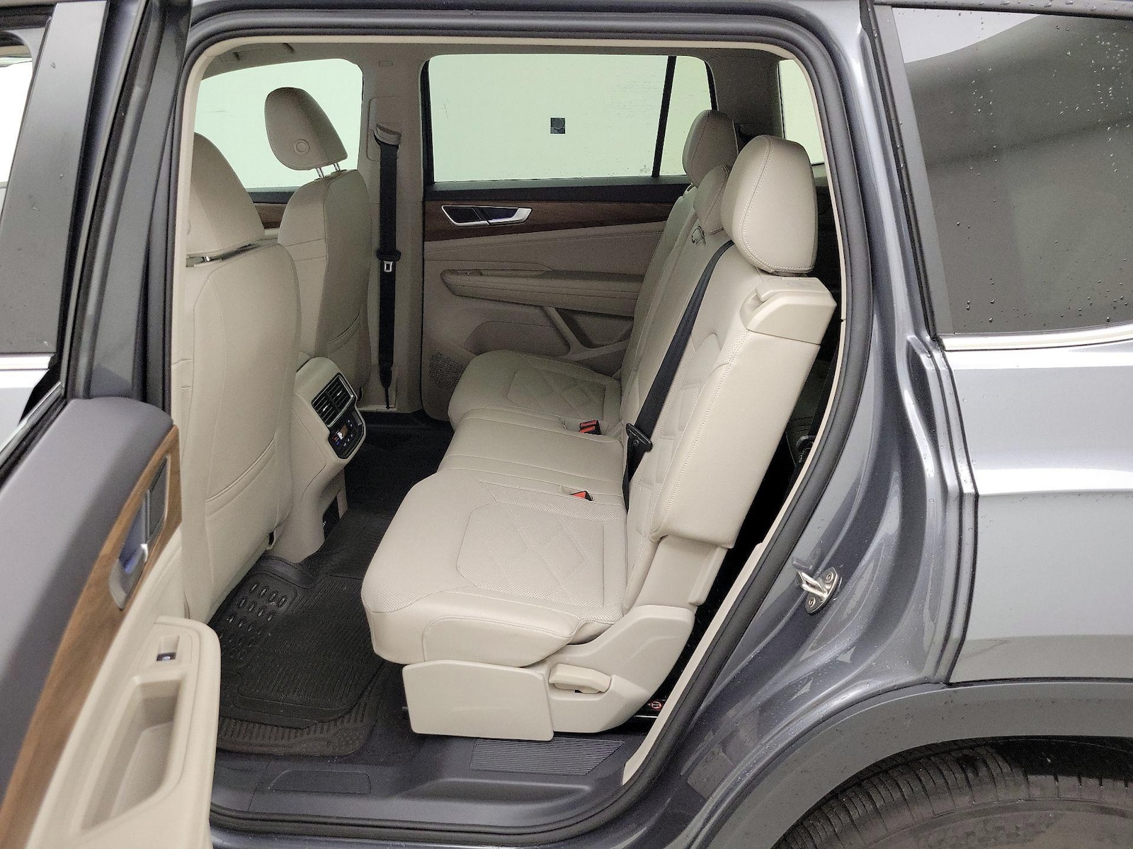 Rear Air Conditioning