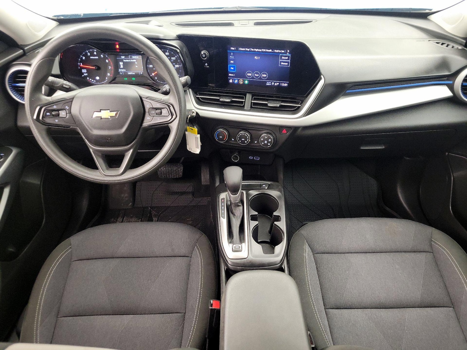 Photo 10